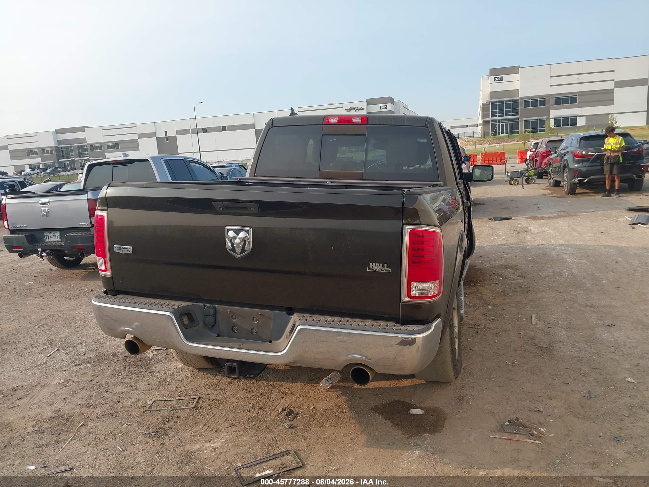 2014 Ram 1500 Laramie Коричневый vin: 1C6RR6NT0ES164970