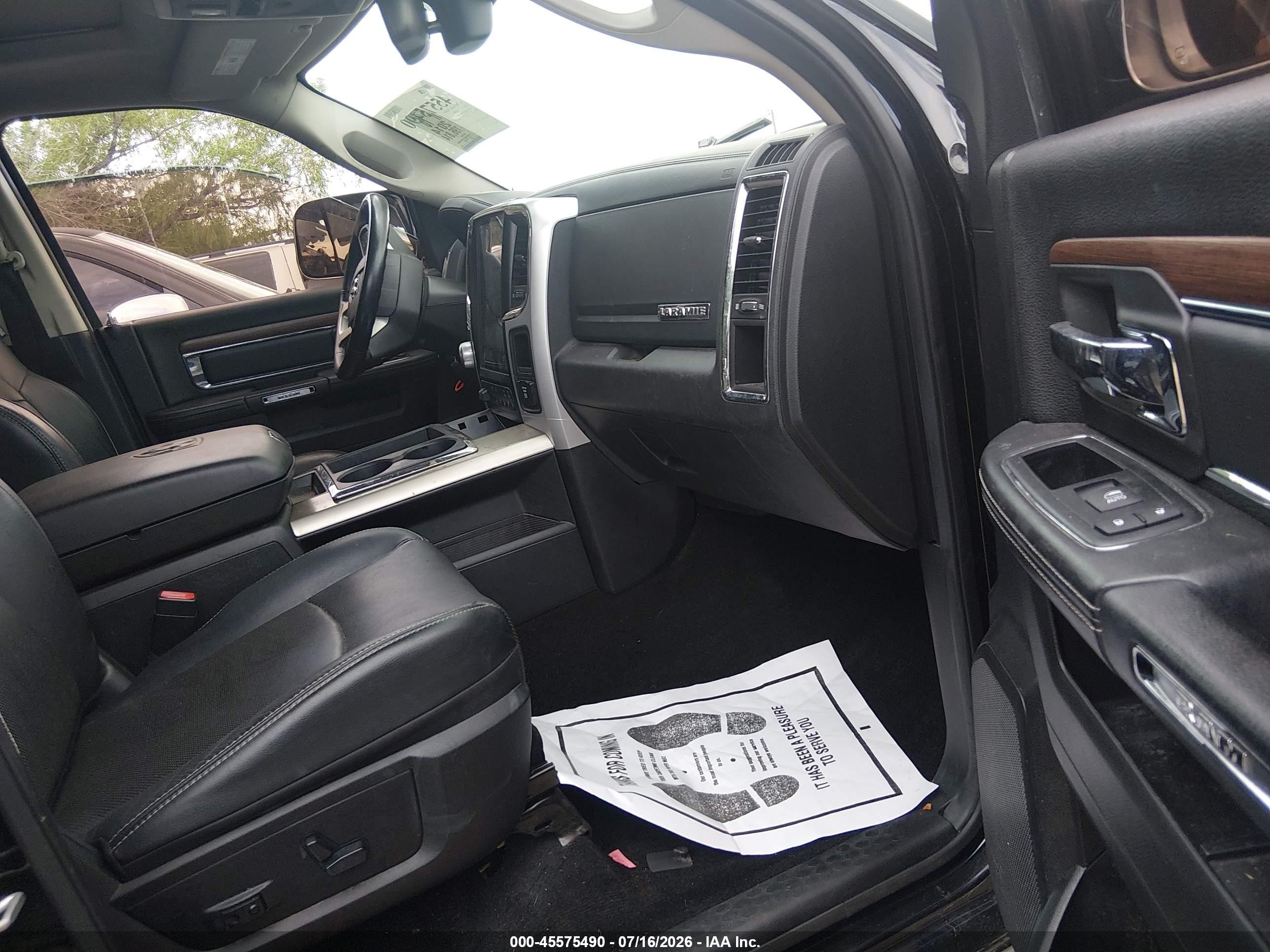 2014 Ram 1500 Laramie Черный vin: 1C6RR6NT1ES101862