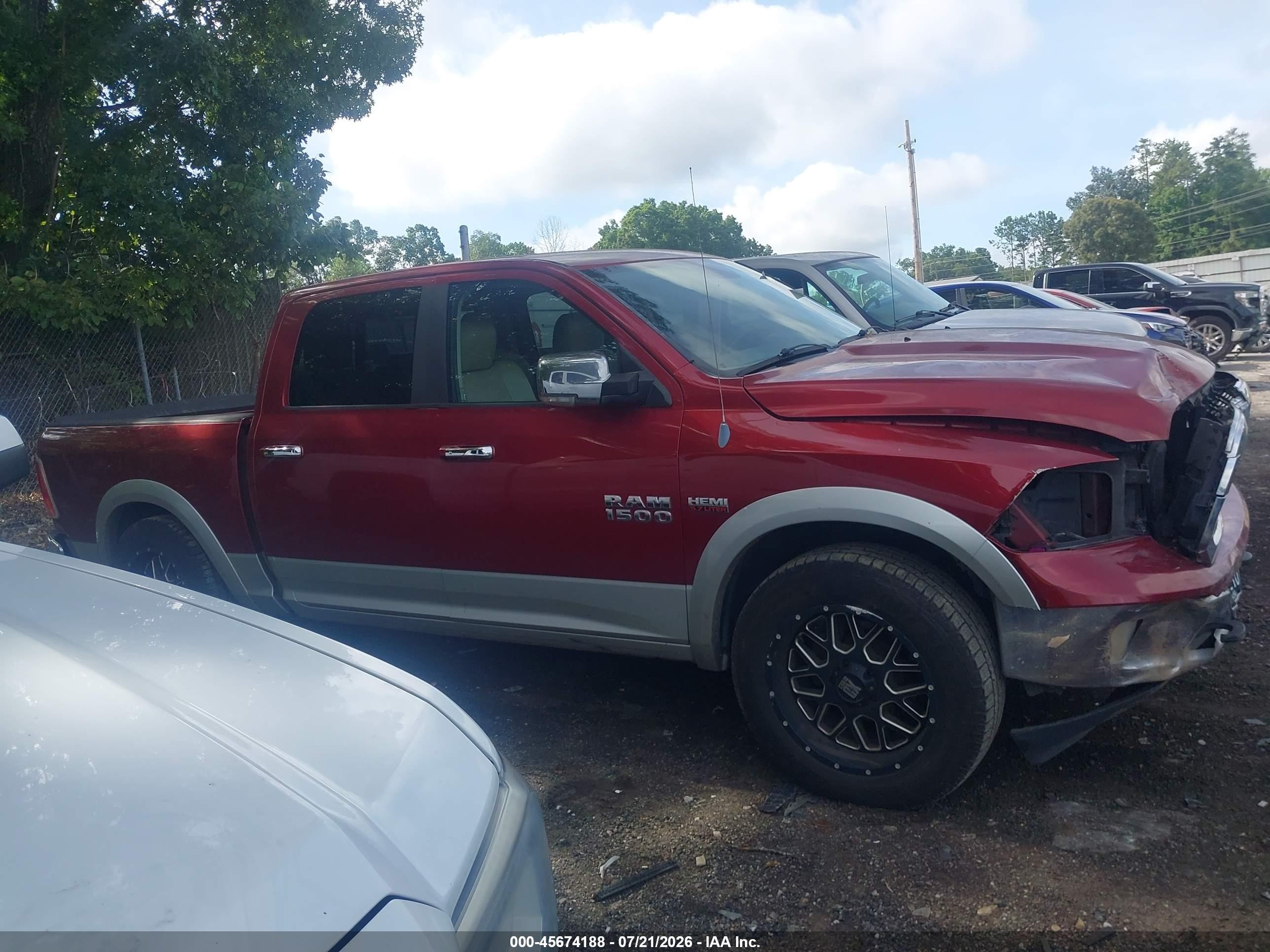 2013 Ram 1500 Laramie Maroon vin: 1C6RR6NT2DS680195