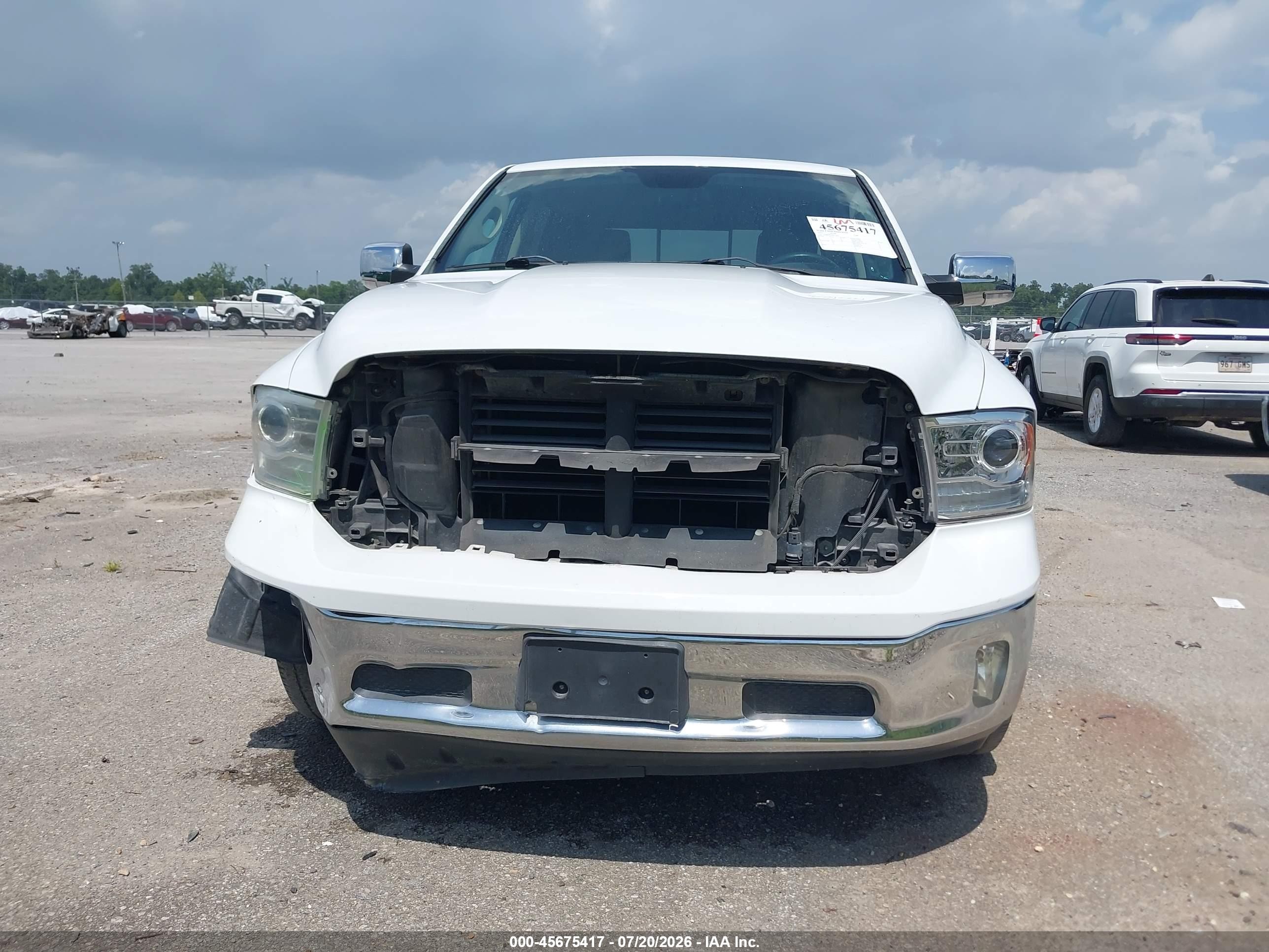 2013 Ram 1500 Laramie White vin: 1C6RR6NT2DS711865