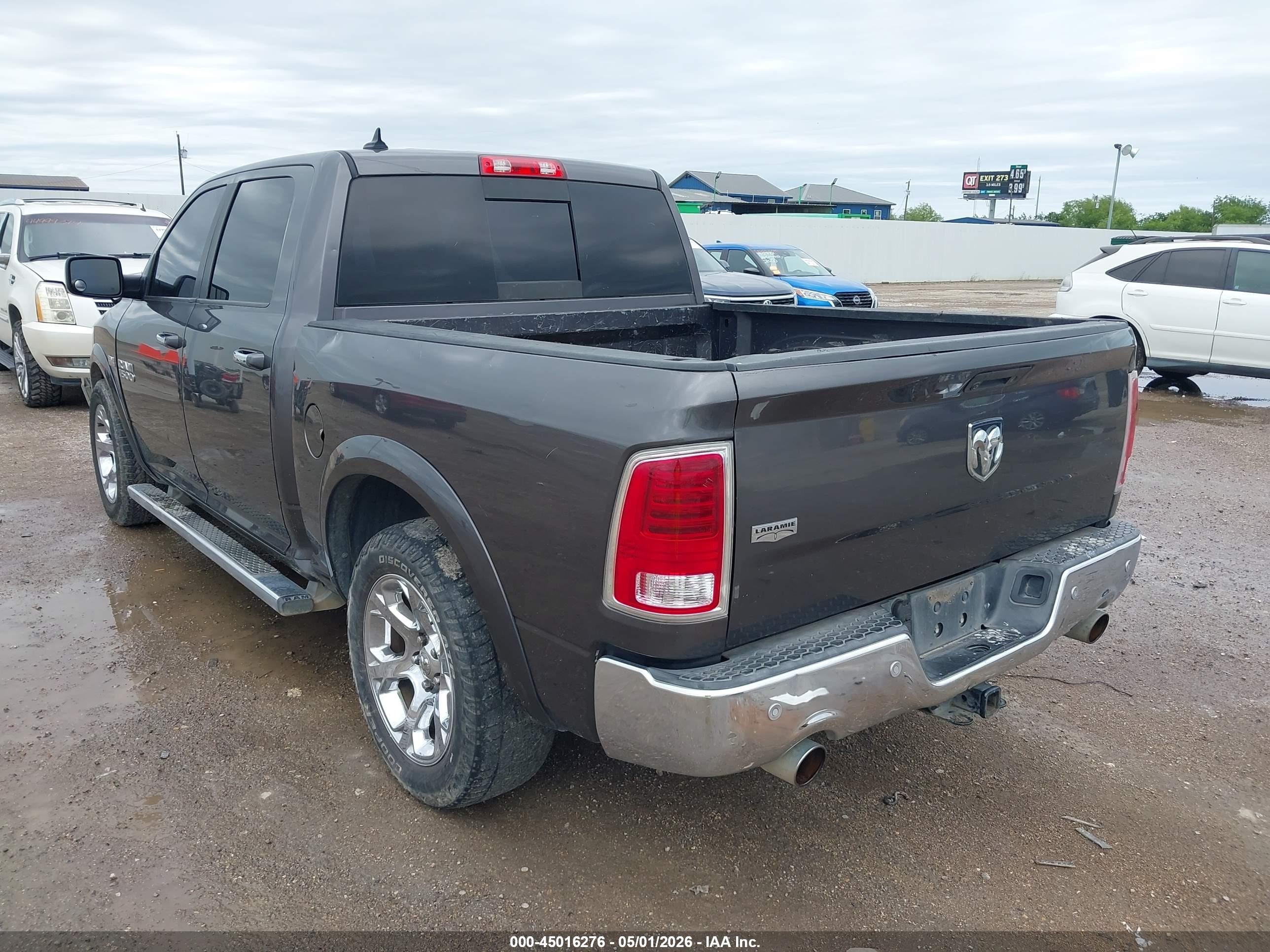 2015 Ram 1500 Laramie Gray vin: 1C6RR6NT3FS512682