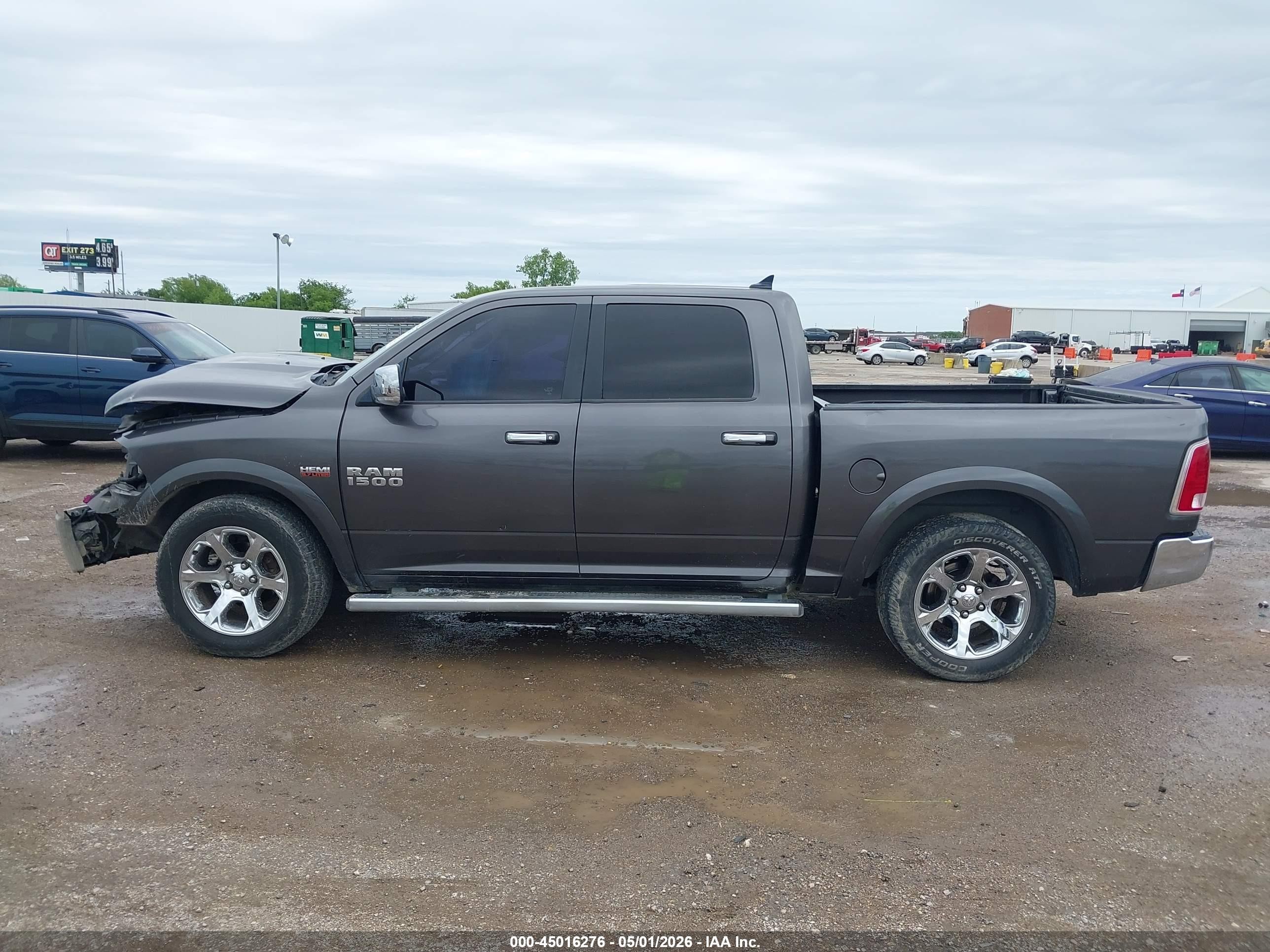 2015 Ram 1500 Laramie Gray vin: 1C6RR6NT3FS512682
