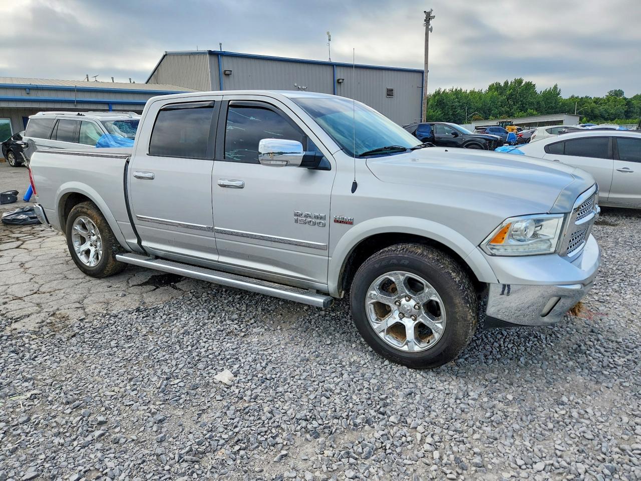 2014 Ram 1500 Laramie Серебряный vin: 1C6RR6NT5ES307007