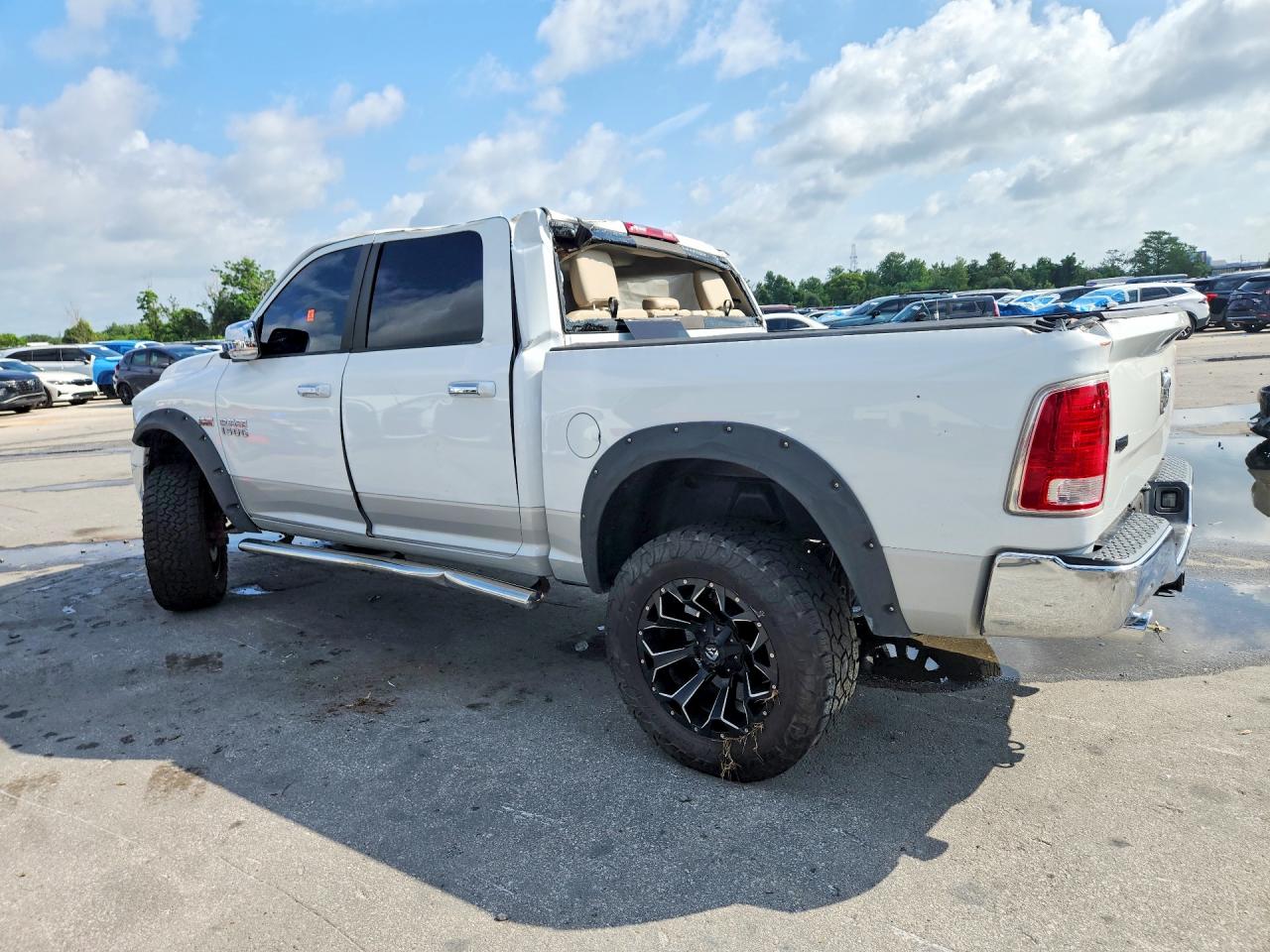 2014 Ram 1500 Laramie White vin: 1C6RR6NT8ES102751