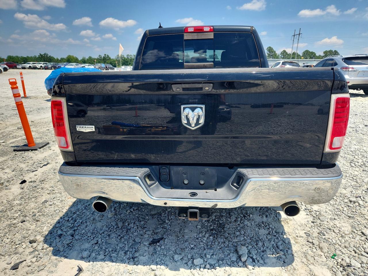 2015 Ram 1500 Laramie Black vin: 1C6RR6NT8FS634647