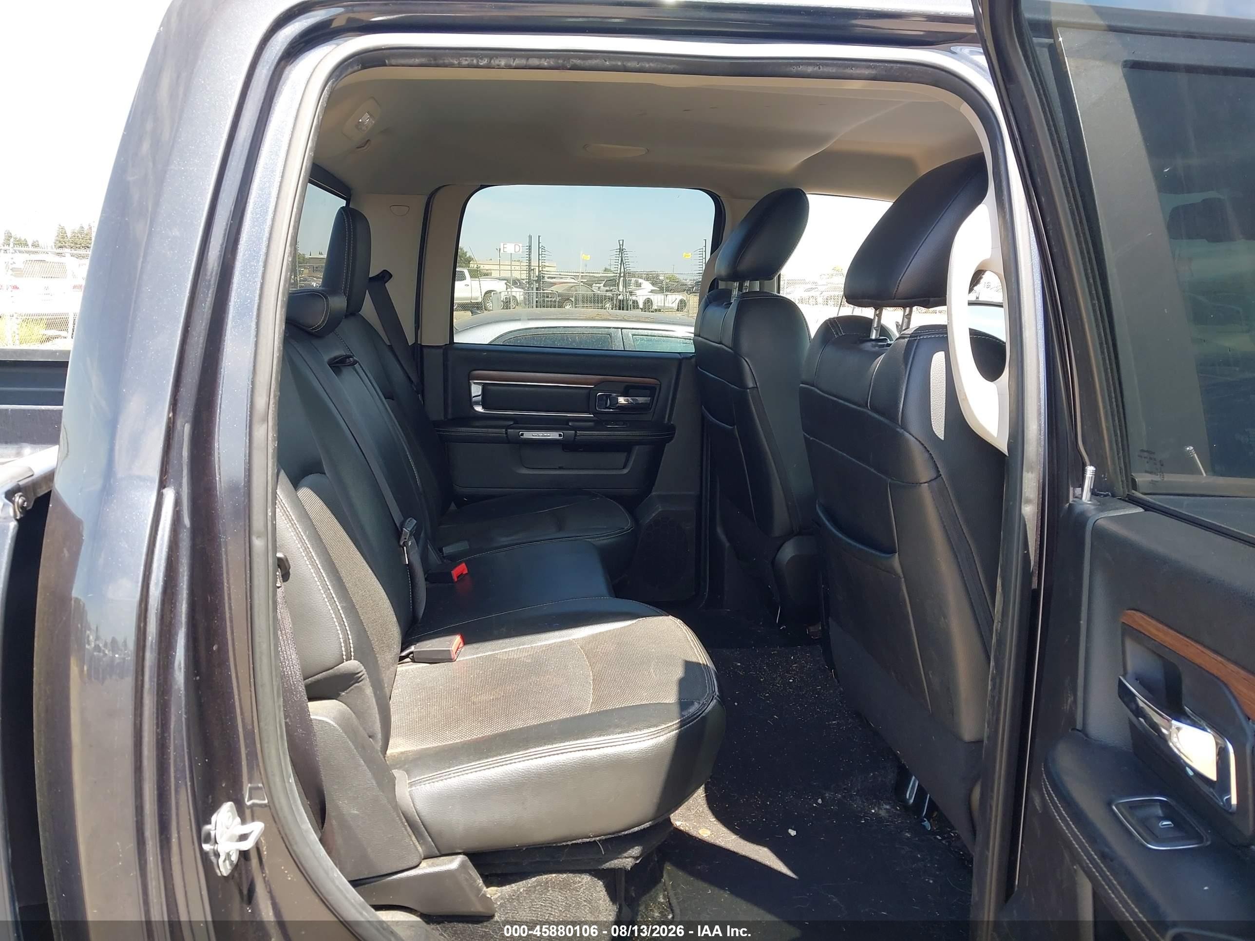 2013 Ram 1500 Laramie Black vin: 1C6RR6NTXDS684768