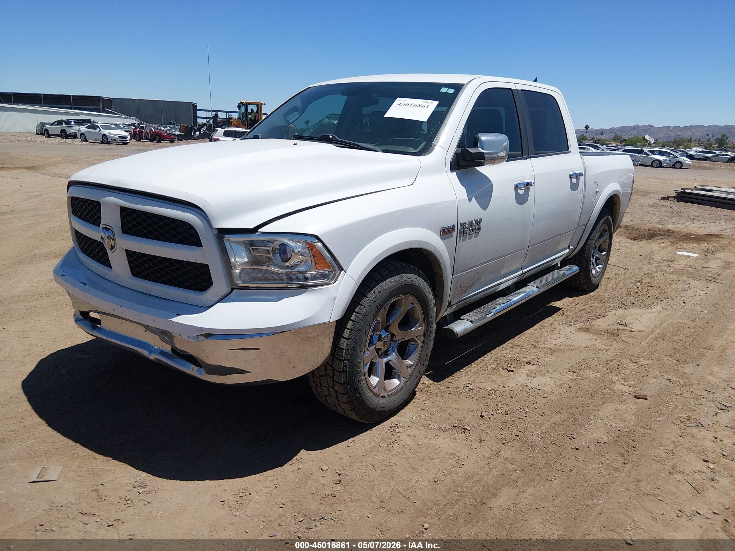 2013 Ram 1500 Laramie White vin: 1C6RR6NTXDS707207