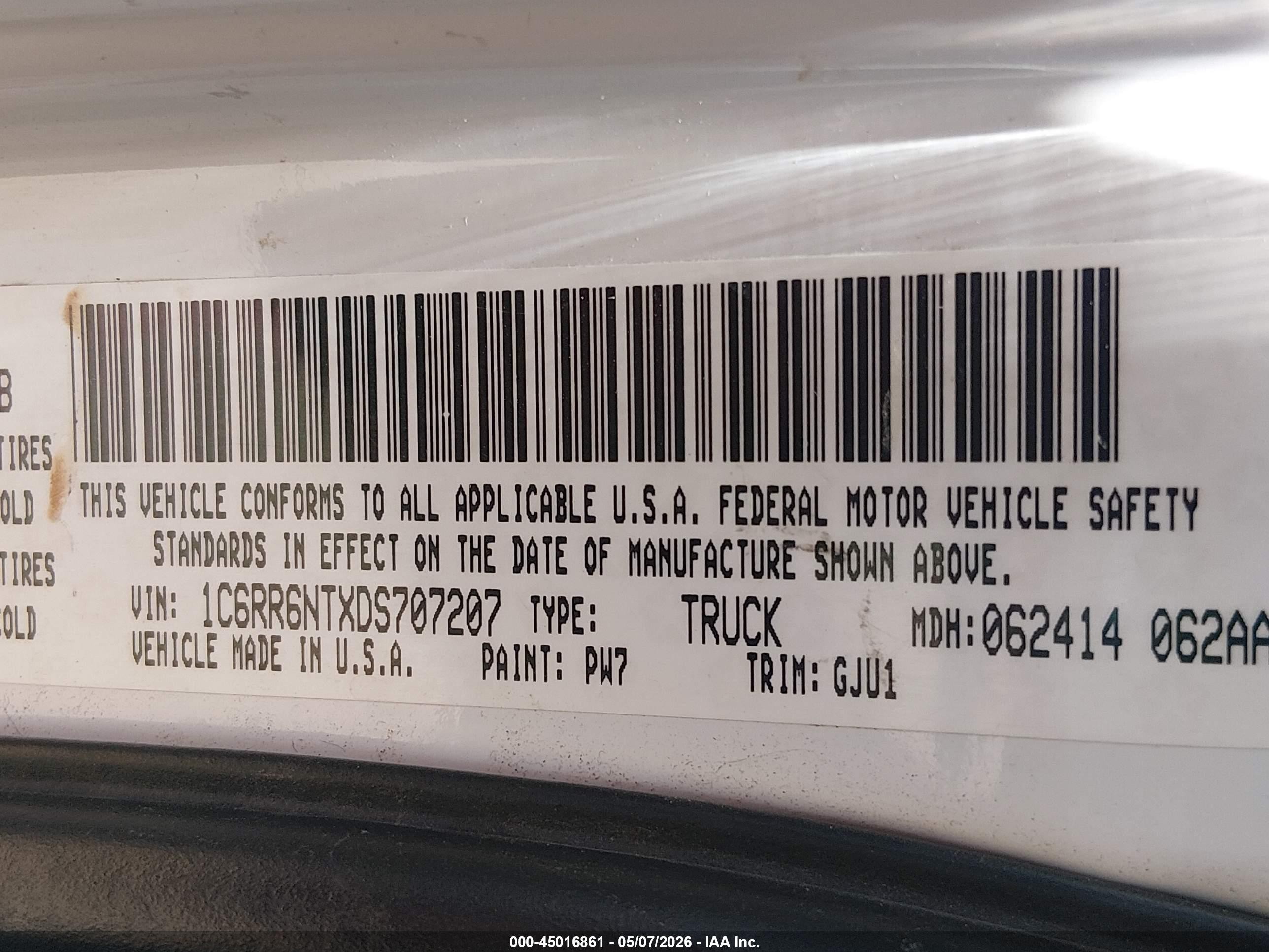 2013 Ram 1500 Laramie White vin: 1C6RR6NTXDS707207