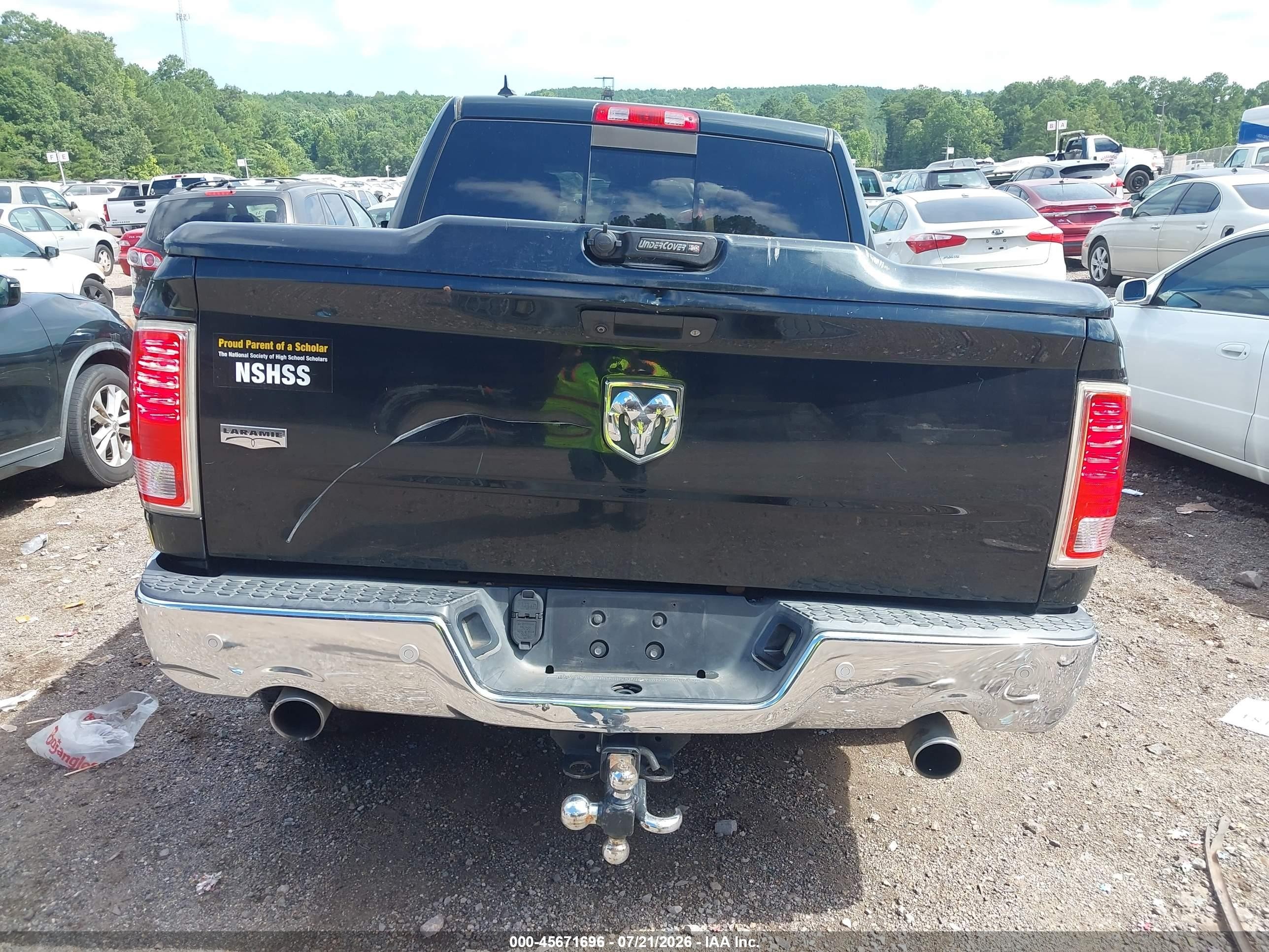 2015 Ram 1500 Laramie Black vin: 1C6RR6NTXFS669321