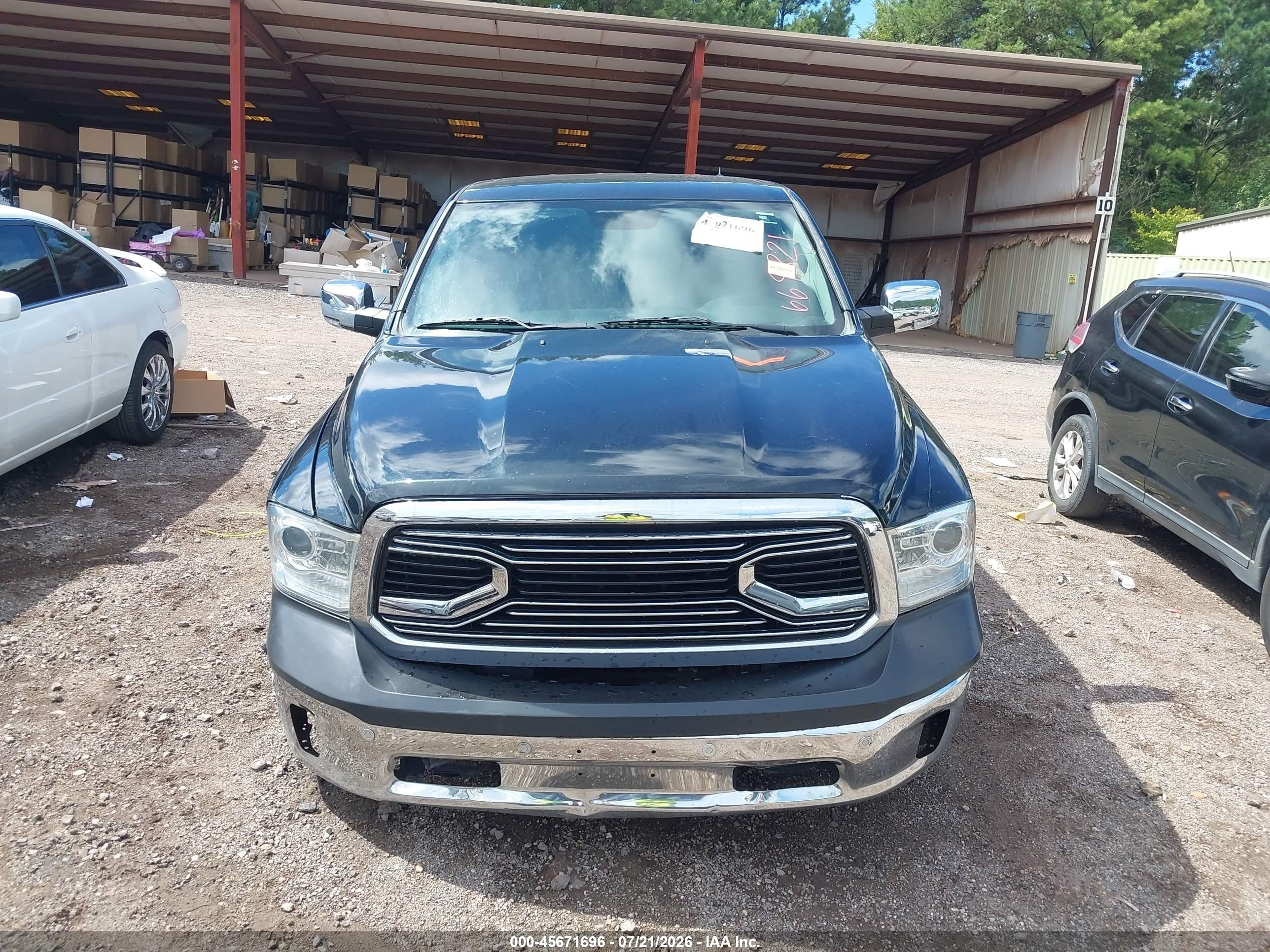 2015 Ram 1500 Laramie Black vin: 1C6RR6NTXFS669321
