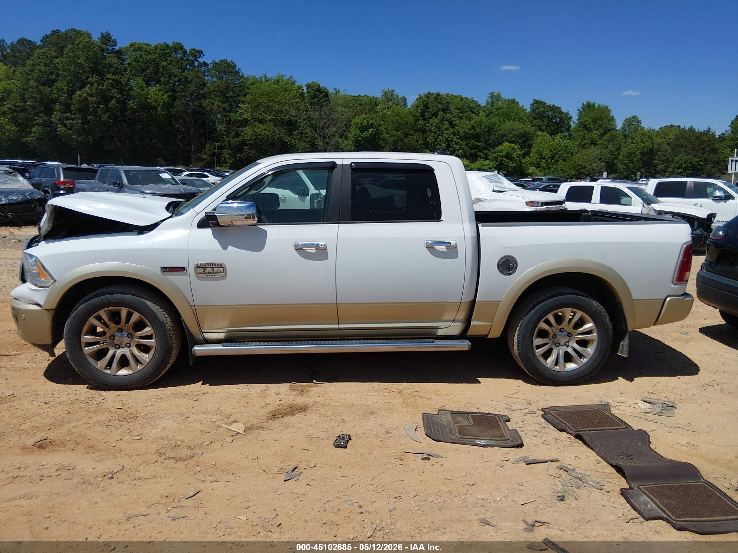 2015 Ram 1500 Laramie Longhorn White vin: 1C6RR6PM7FS523514
