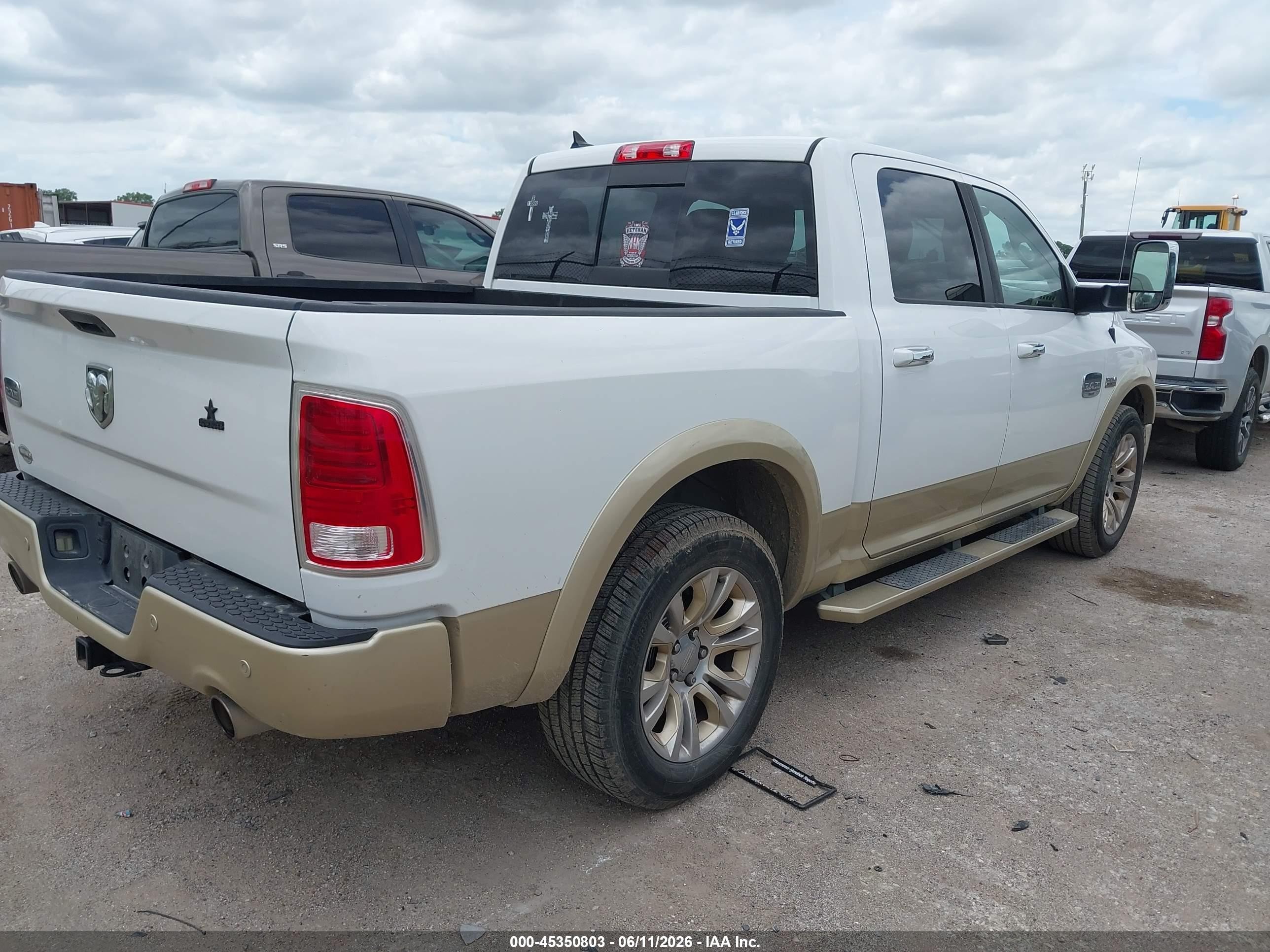 2014 Ram 1500 Longhorn White vin: 1C6RR6PT0ES184312