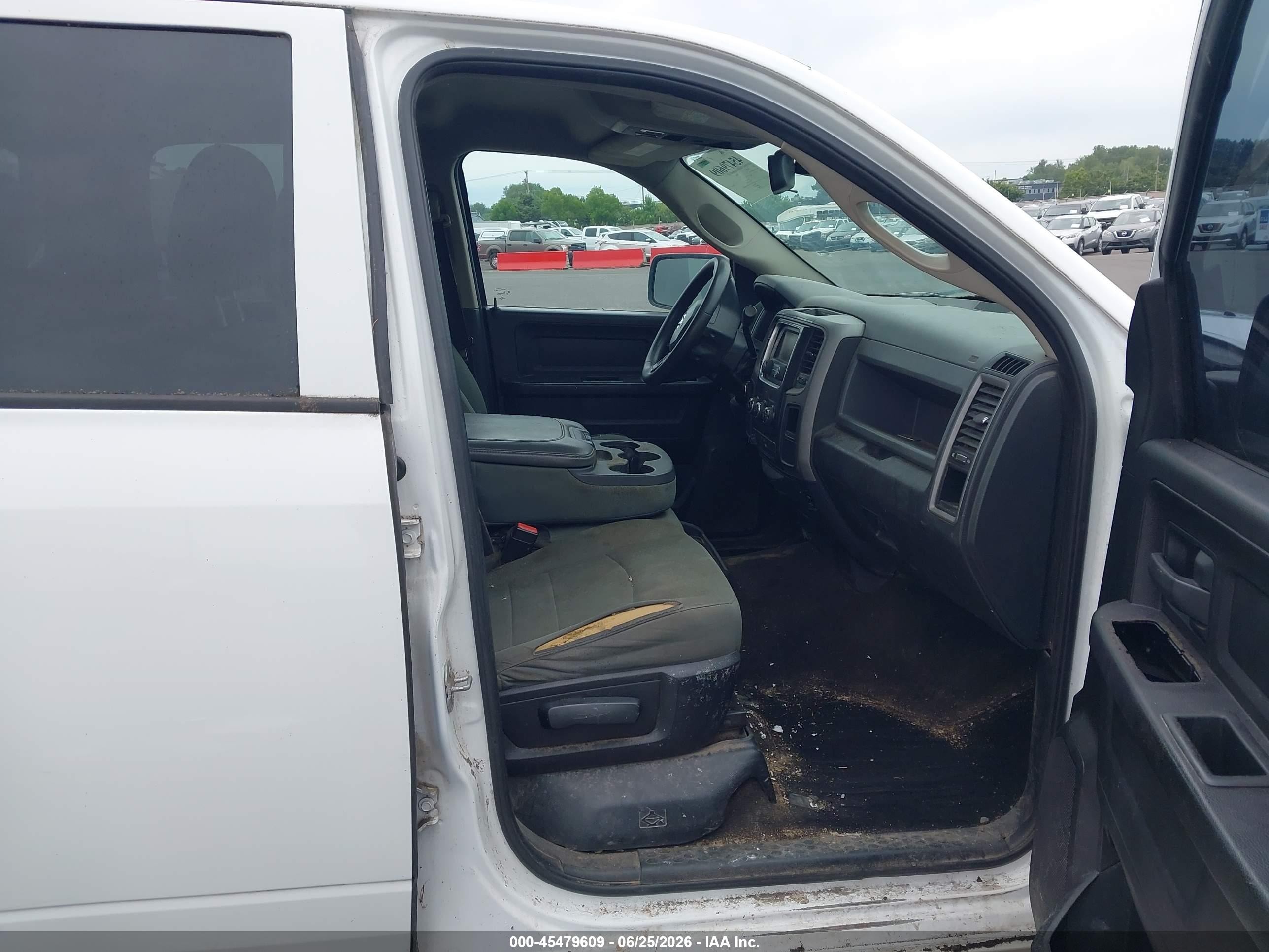 2015 Ram 1500 Tradesman White vin: 1C6RR6ST8FS761774