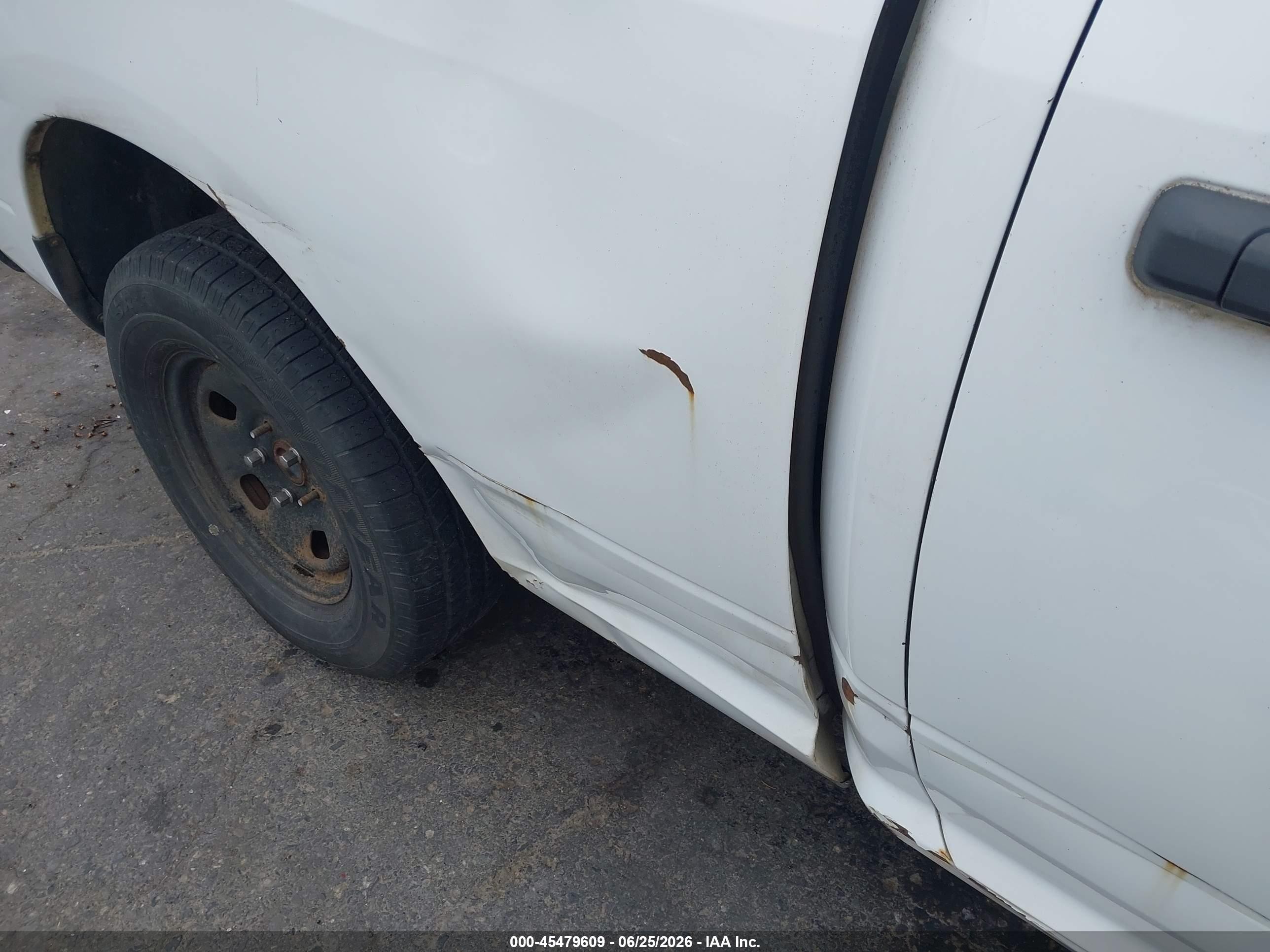 2015 Ram 1500 Tradesman White vin: 1C6RR6ST8FS761774