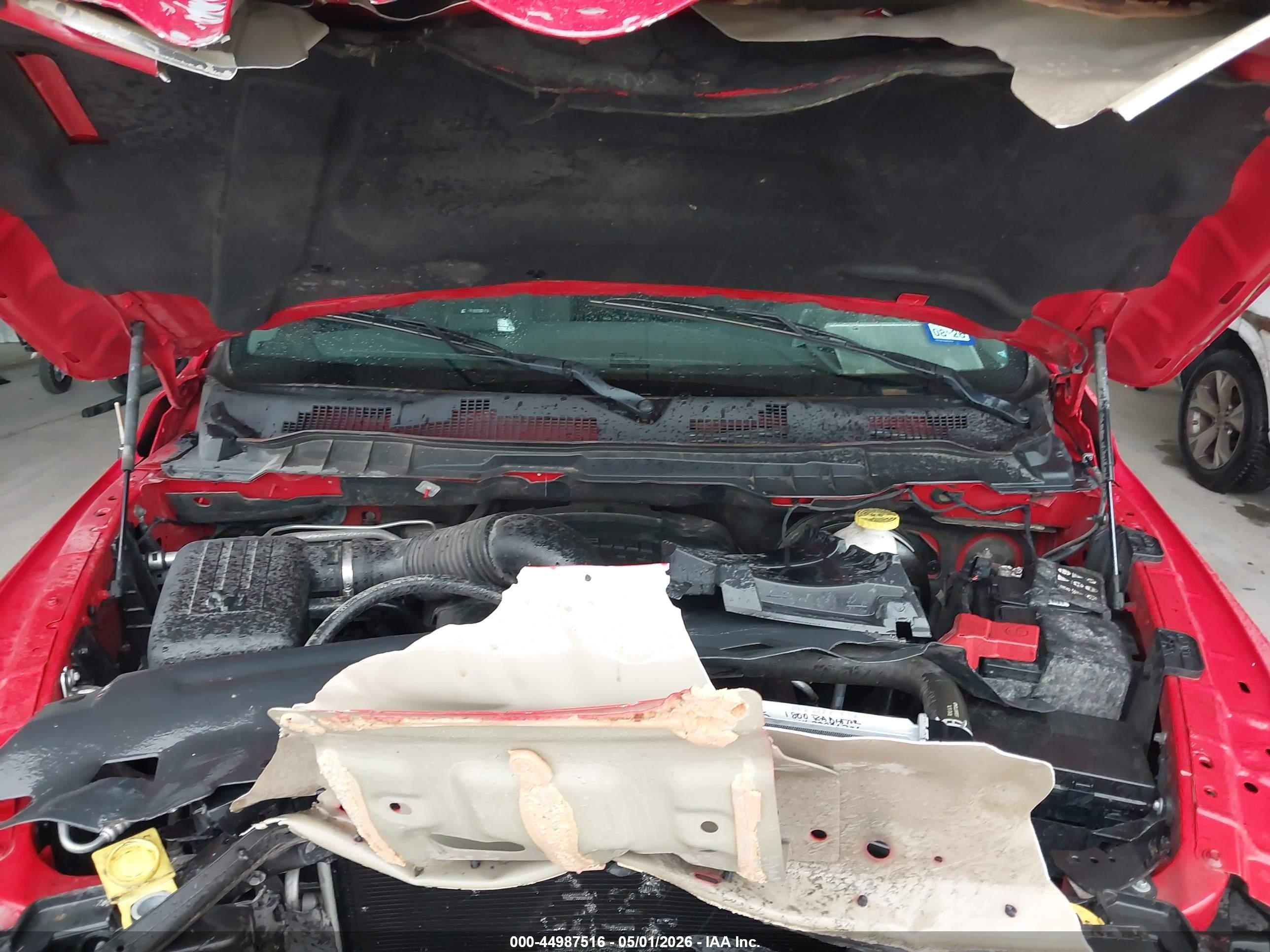 2018 Ram 1500 Tradesman  4x2 6'4 Box Красный vin: 1C6RR6STXJS296603