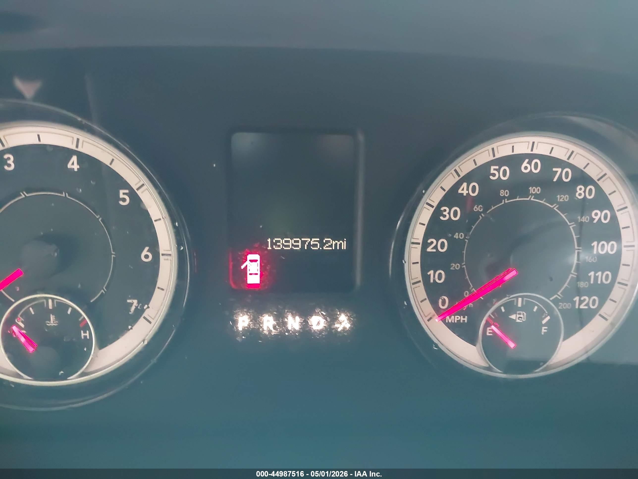 2018 Ram 1500 Tradesman  4x2 6'4 Box Красный vin: 1C6RR6STXJS296603