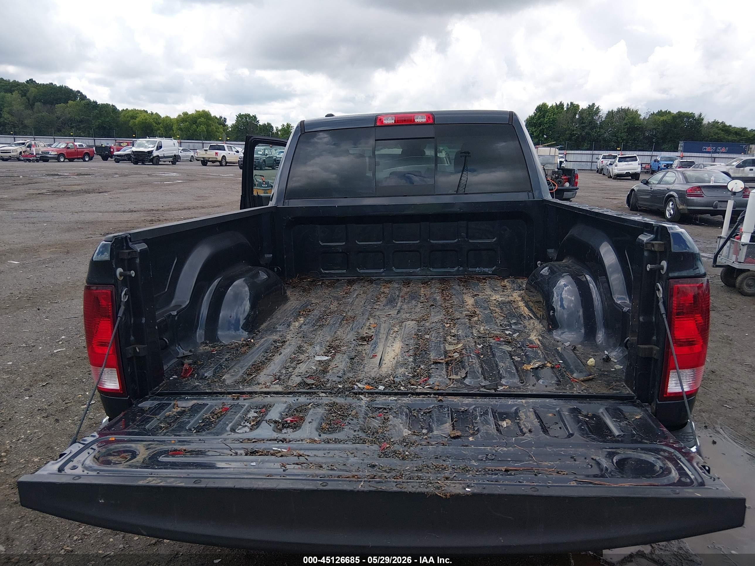 2020 Ram 1500 Classic Slt  4x2 6'4 Box Gray vin: 1C6RR6TT2LS102051