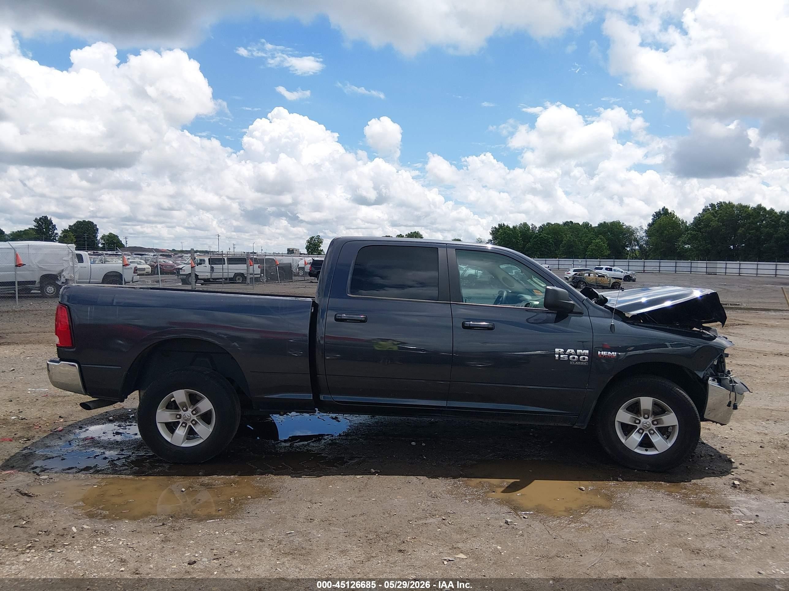 2020 Ram 1500 Classic Slt  4x2 6'4 Box Gray vin: 1C6RR6TT2LS102051