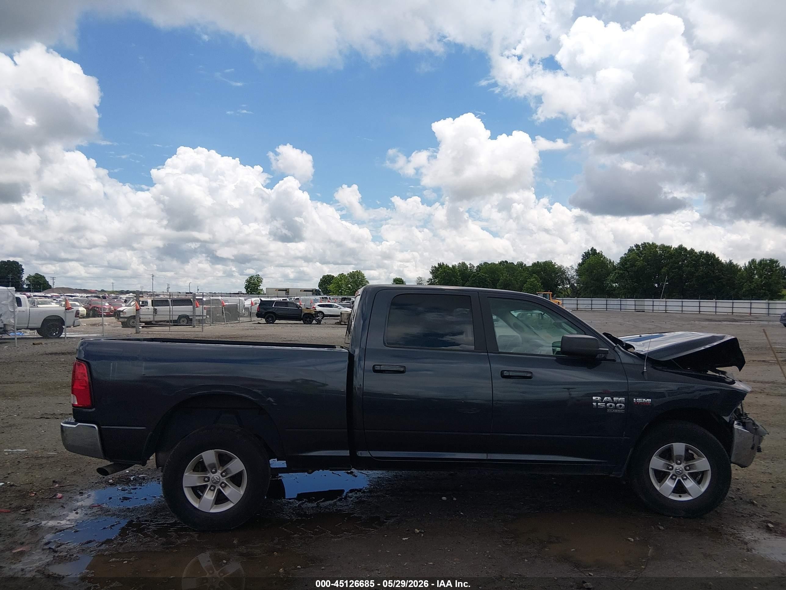 2020 Ram 1500 Classic Slt  4x2 6'4 Box Gray vin: 1C6RR6TT2LS102051