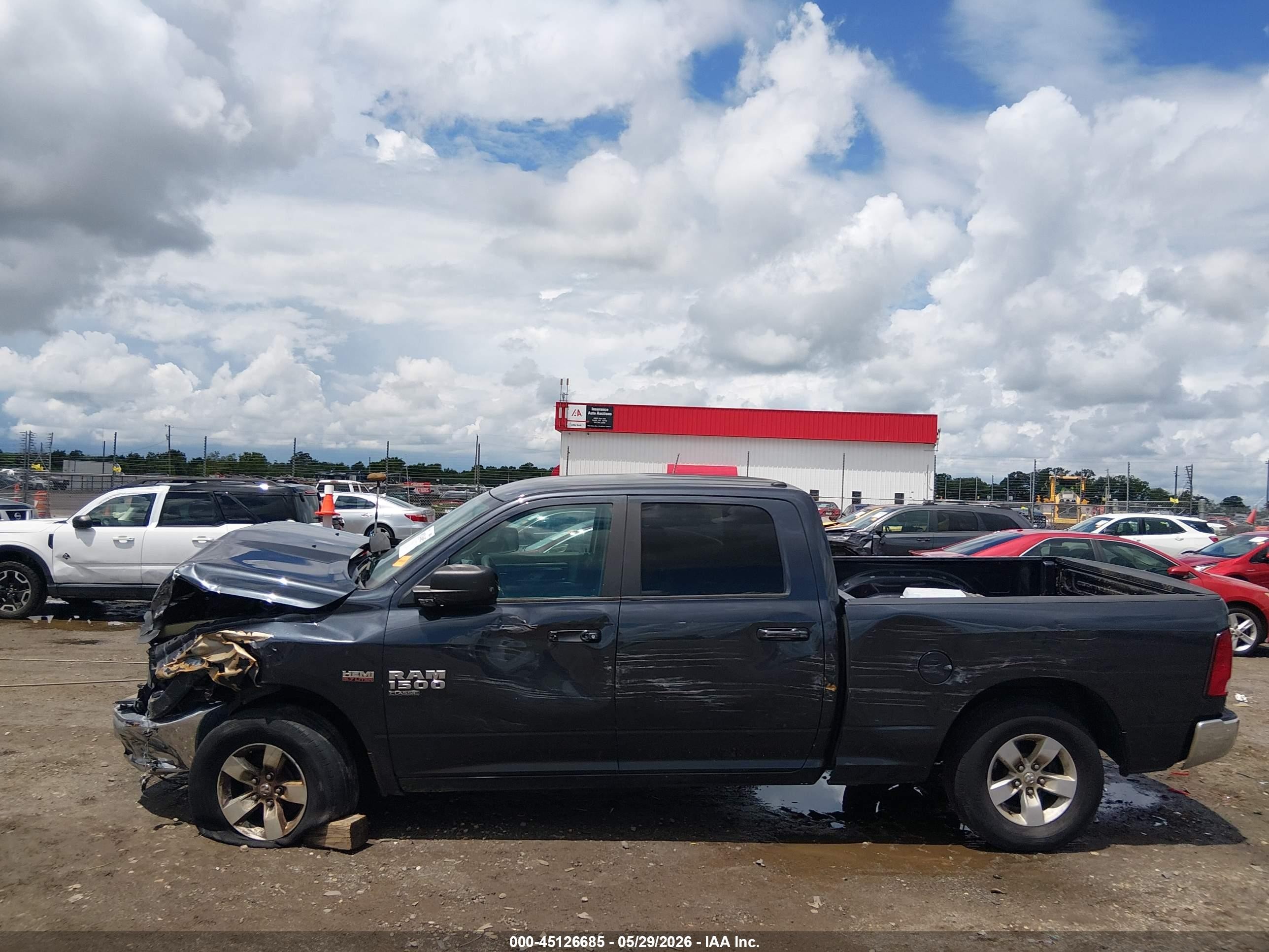 2020 Ram 1500 Classic Slt  4x2 6'4 Box Gray vin: 1C6RR6TT2LS102051