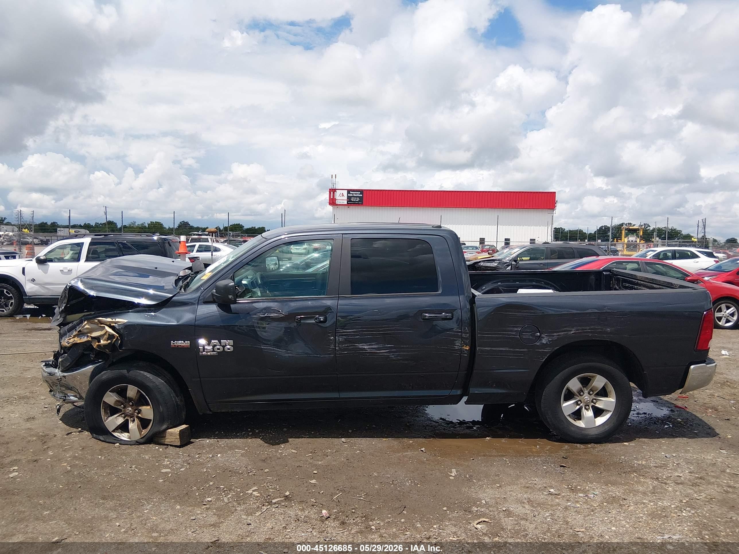 2020 Ram 1500 Classic Slt  4x2 6'4 Box Gray vin: 1C6RR6TT2LS102051