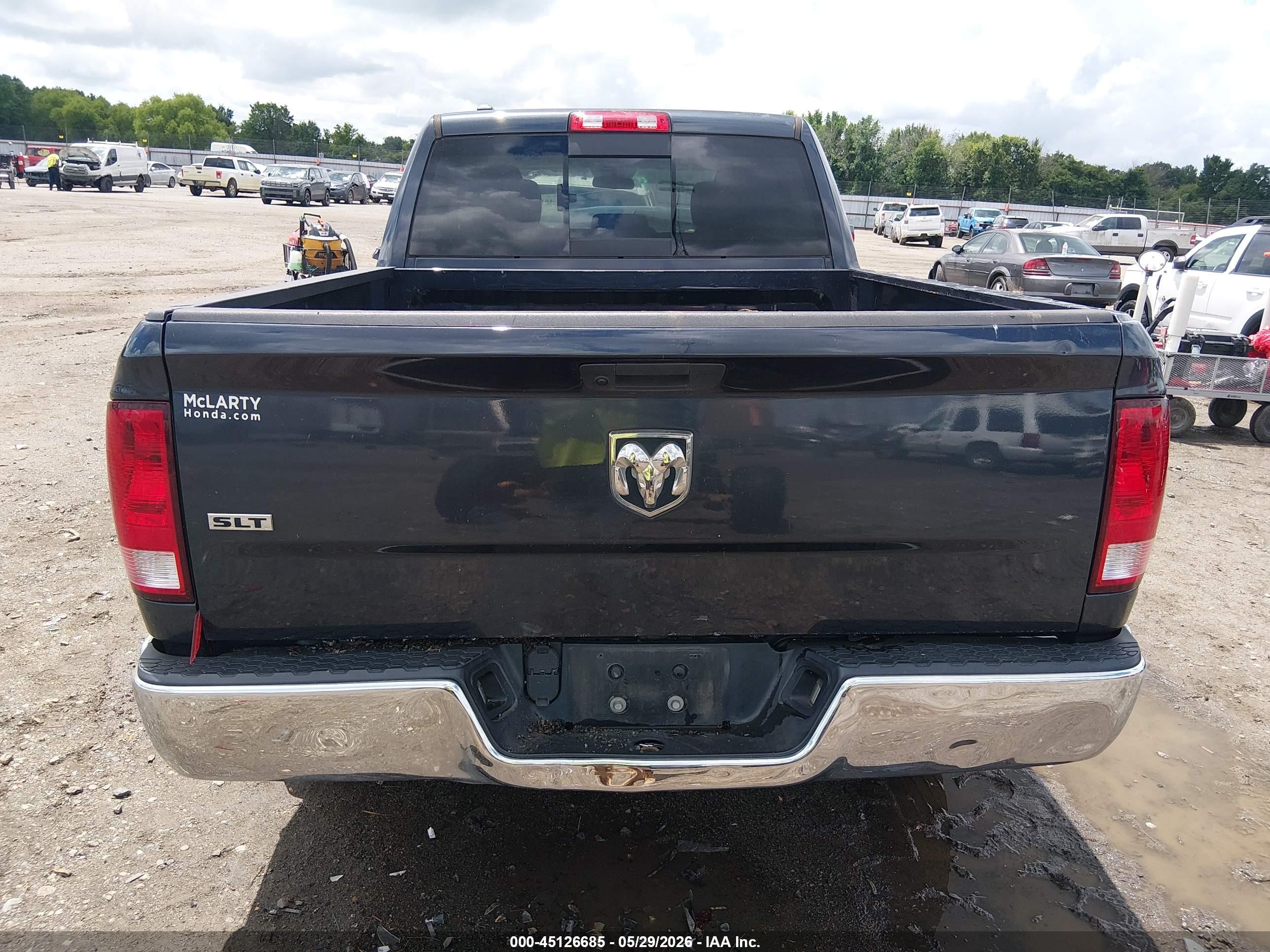 2020 Ram 1500 Classic Slt  4x2 6'4 Box Gray vin: 1C6RR6TT2LS102051