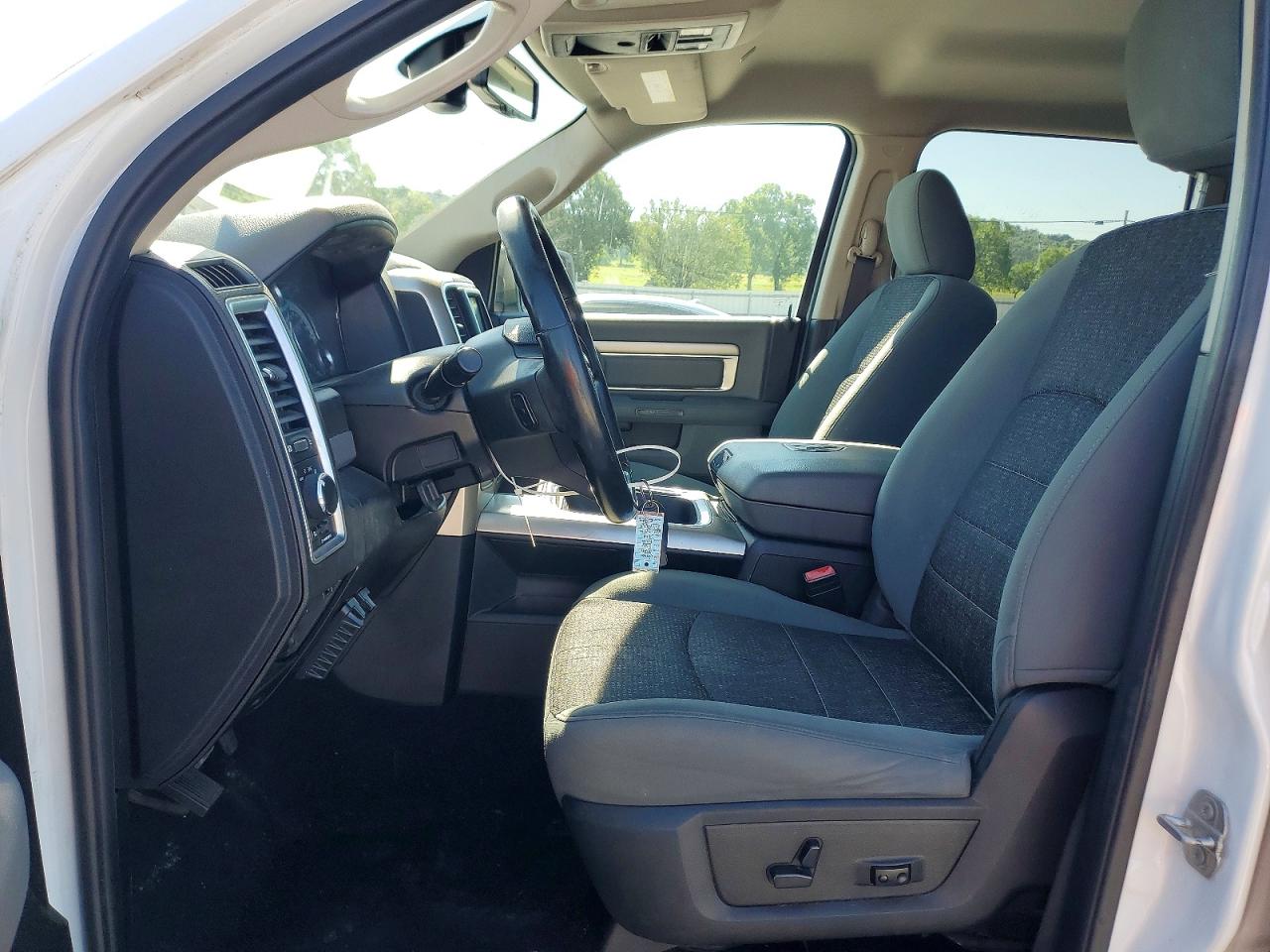 2020 Ram 1500 Classic Slt White vin: 1C6RR6TT2LS134739