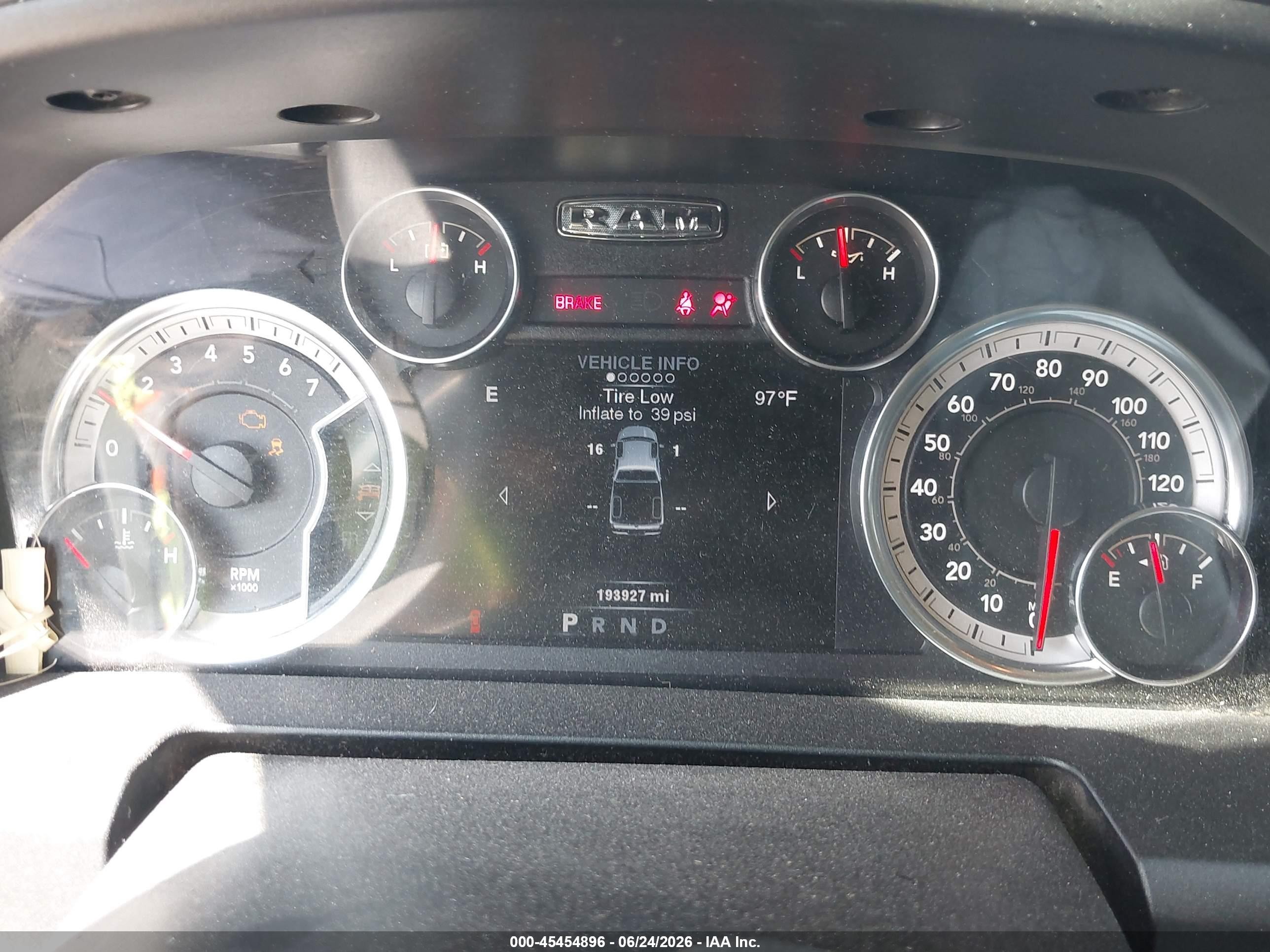 2014 Ram 1500 Outdoorsman White vin: 1C6RR6TT7ES172549