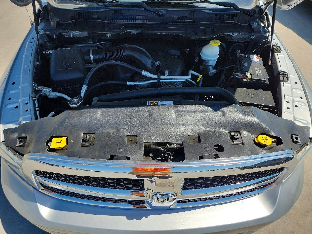 2019 Ram 1500 Classic Slt Gray vin: 1C6RR6TT7KS585115