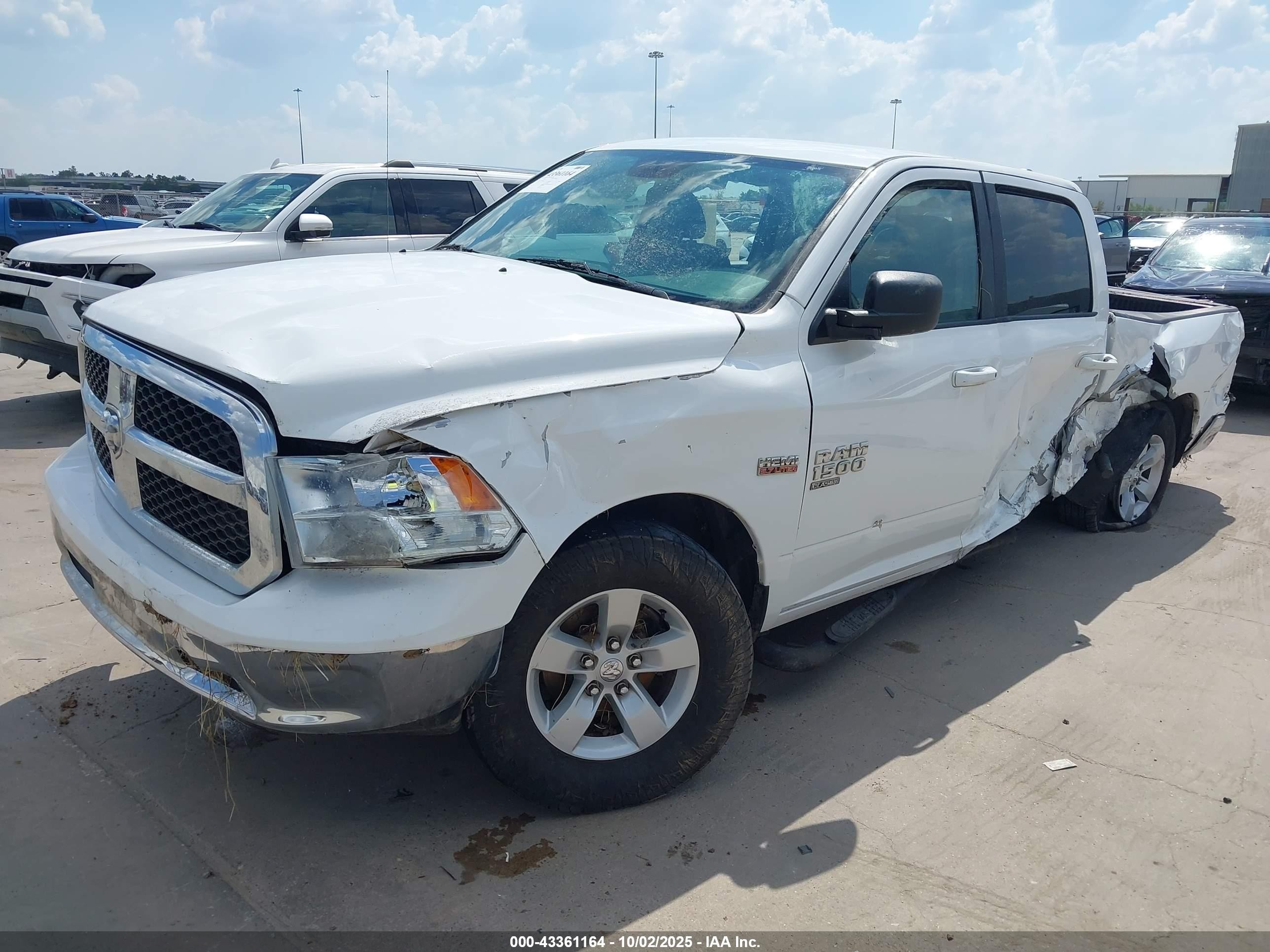 2020 Ram 1500 Classic Slt  4x2 6'4 Box White vin: 1C6RR6TT8LS100367