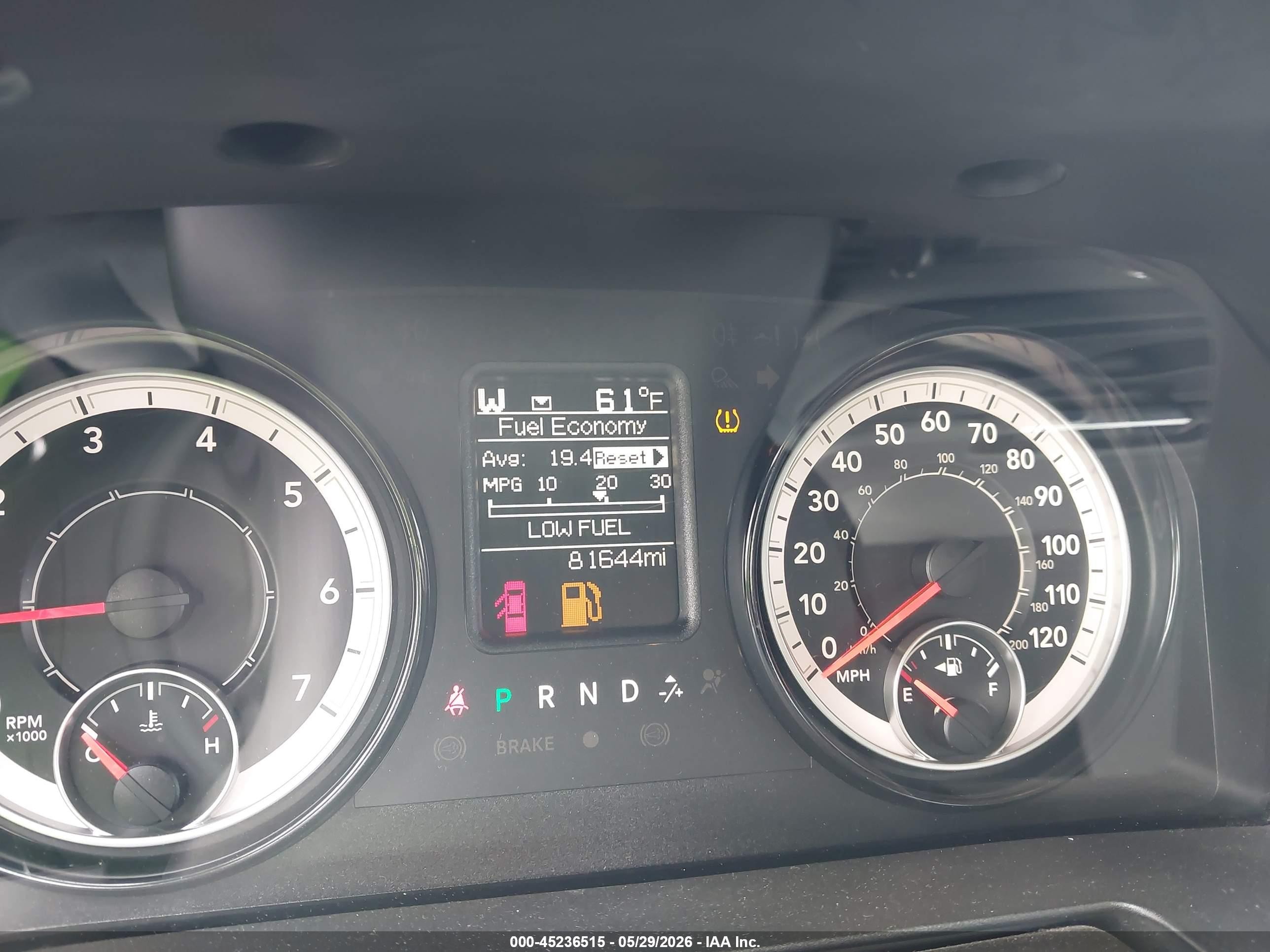 2019 Ram 1500 Classic Slt  4x2 6'4 Box Серебряный vin: 1C6RR6TT9KS512344