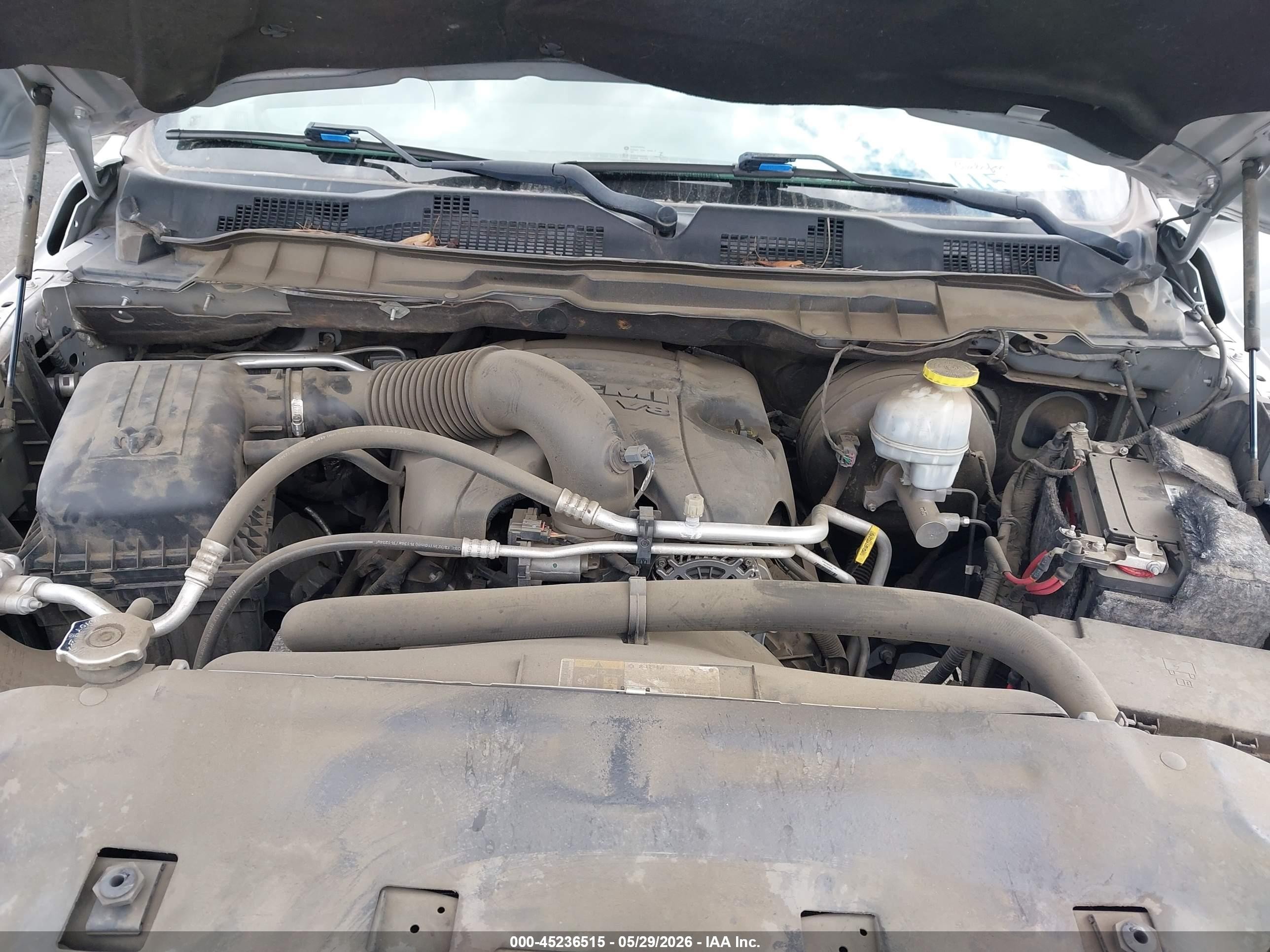 2019 Ram 1500 Classic Slt  4x2 6'4 Box Серебряный vin: 1C6RR6TT9KS512344