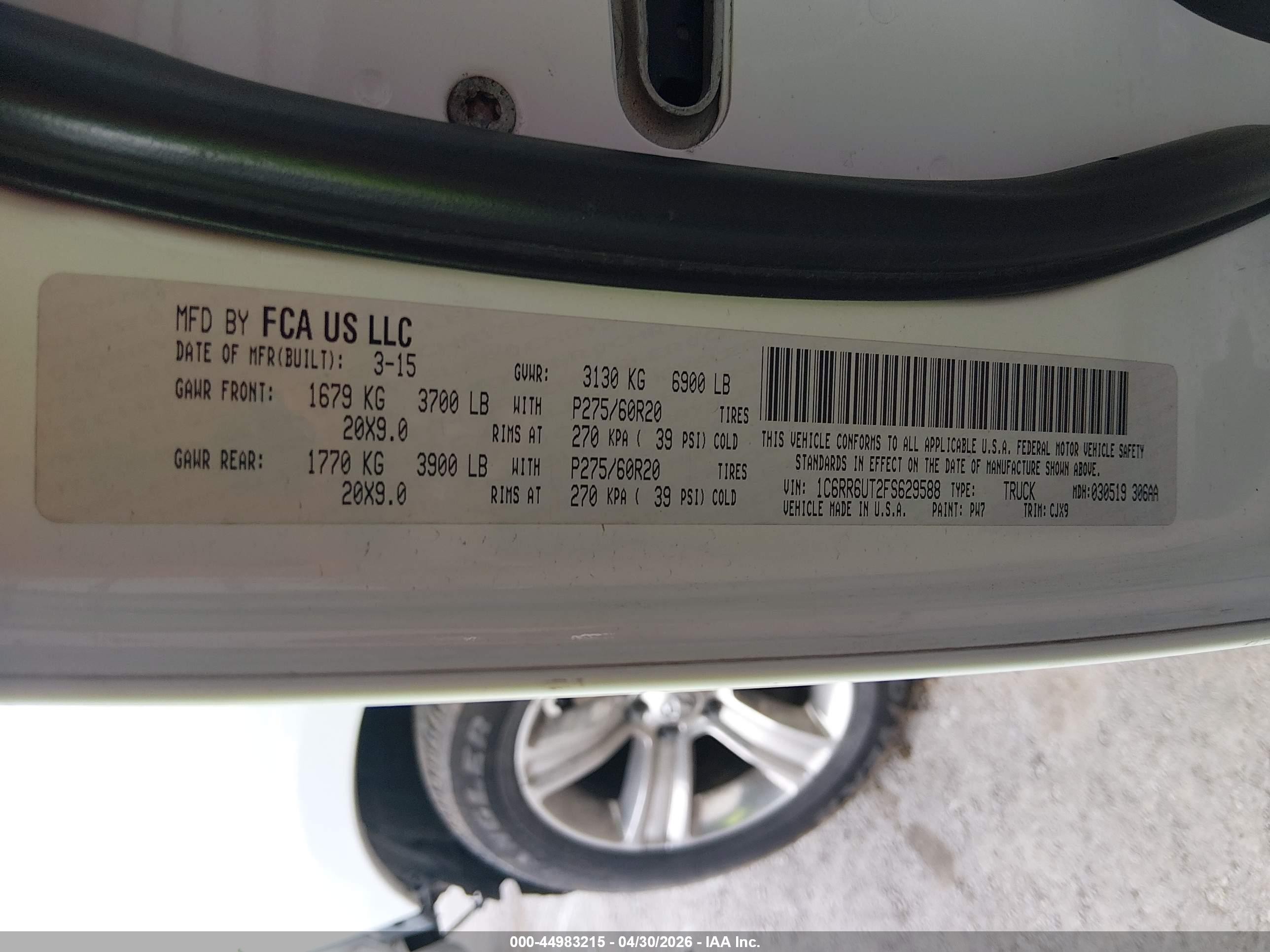 2015 Ram 1500 Sport White vin: 1C6RR6UT2FS629588
