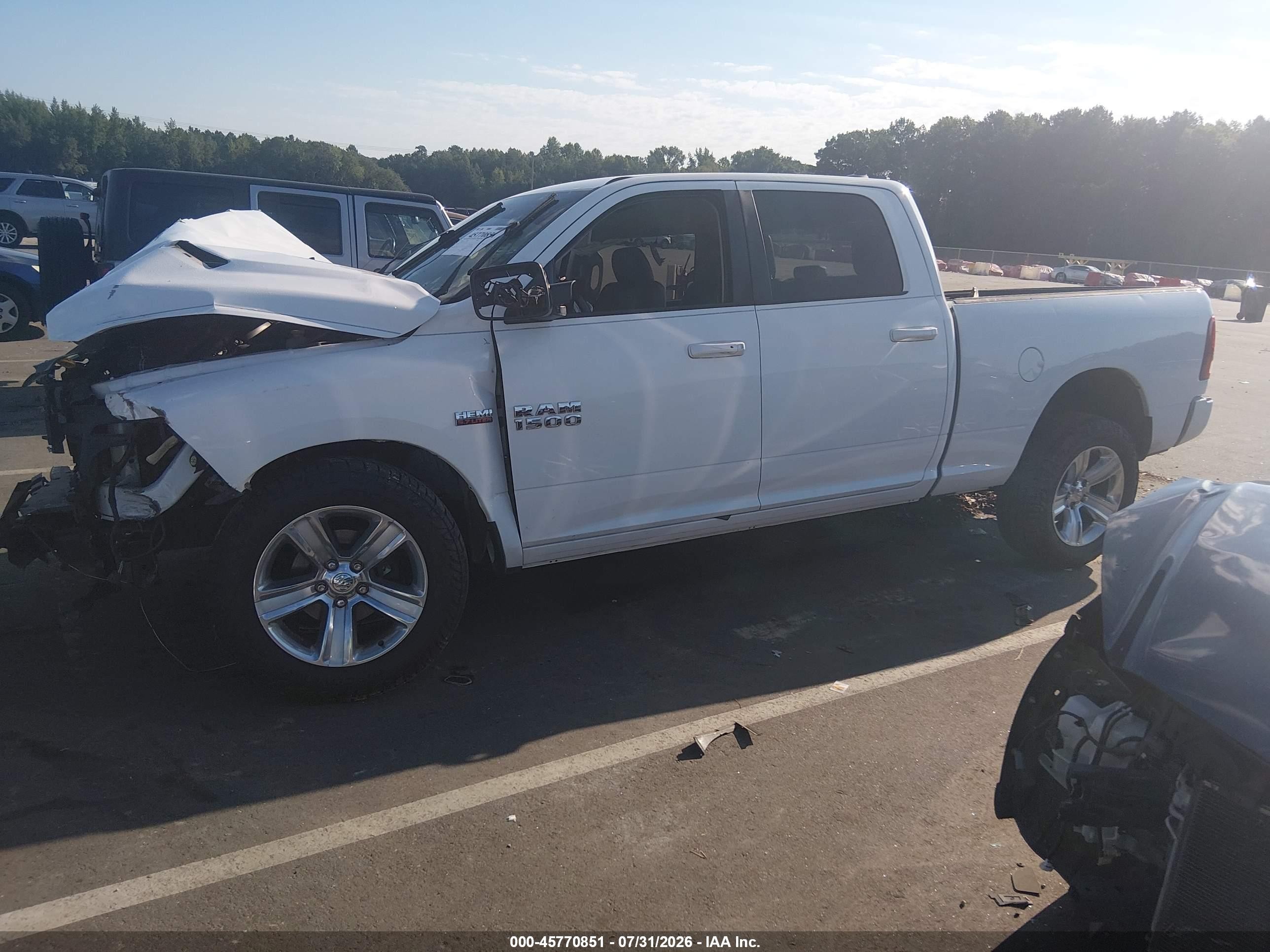 2014 Ram 1500 Sport White vin: 1C6RR6UT6ES448590