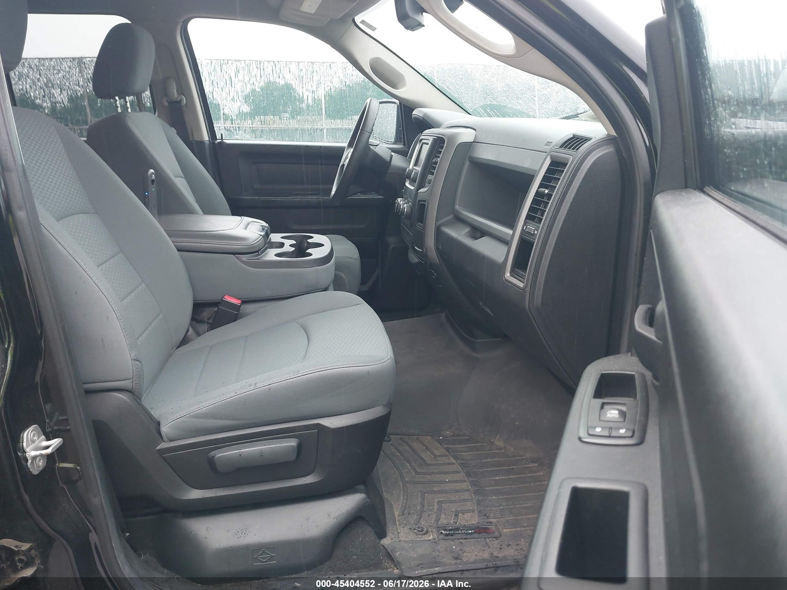 2013 Ram 1500 Tradesman Black vin: 1C6RR7FG0DS684804