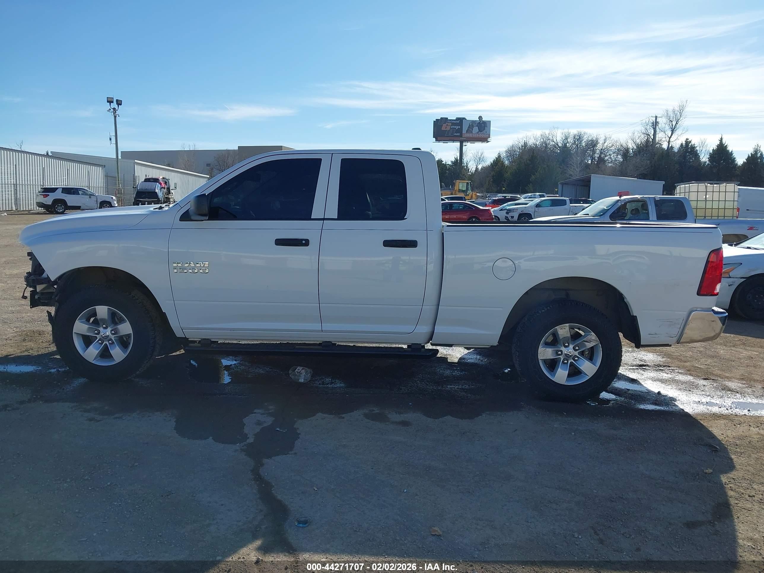2014 Ram 1500 Tradesman White vin: 1C6RR7FG0ES469571
