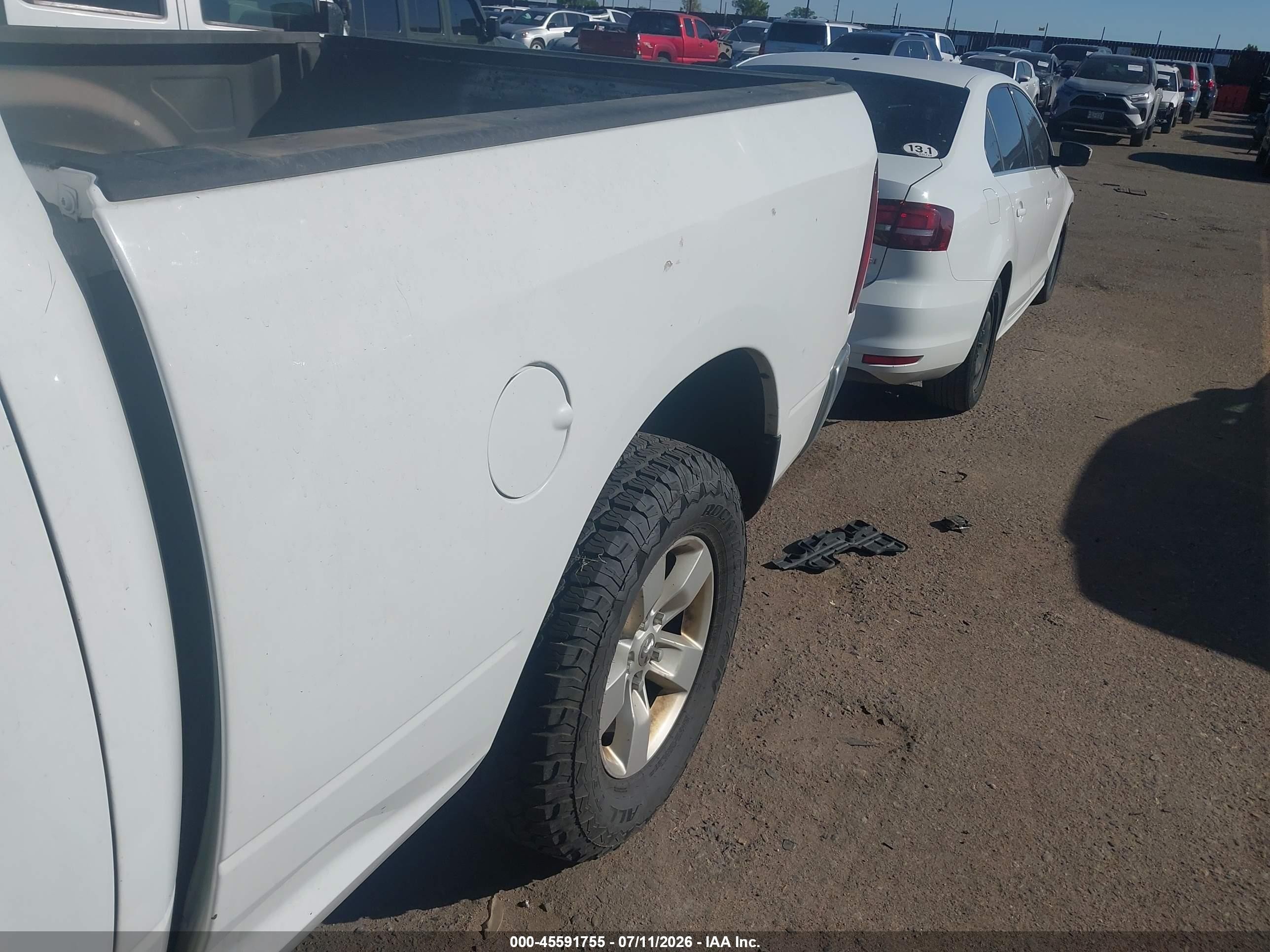 2014 Ram 1500 Tradesman White vin: 1C6RR7FG1ES242468