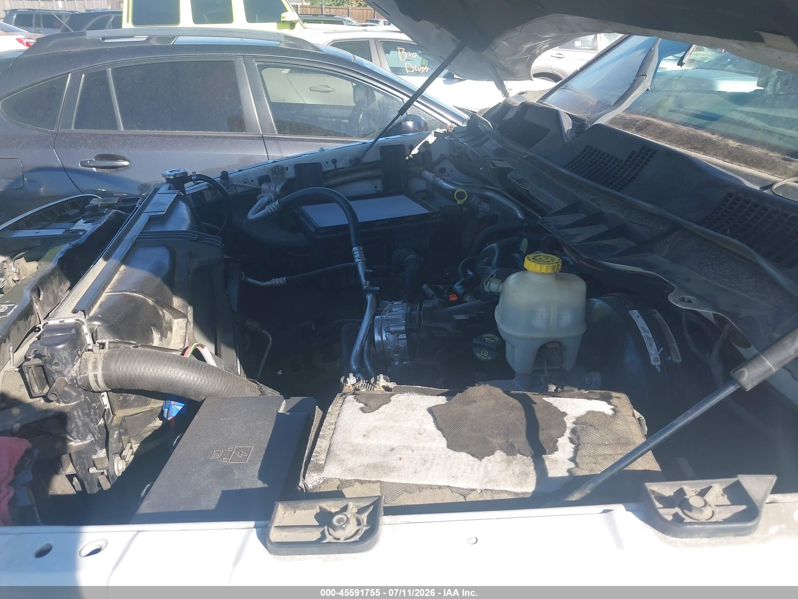 2014 Ram 1500 Tradesman White vin: 1C6RR7FG1ES242468