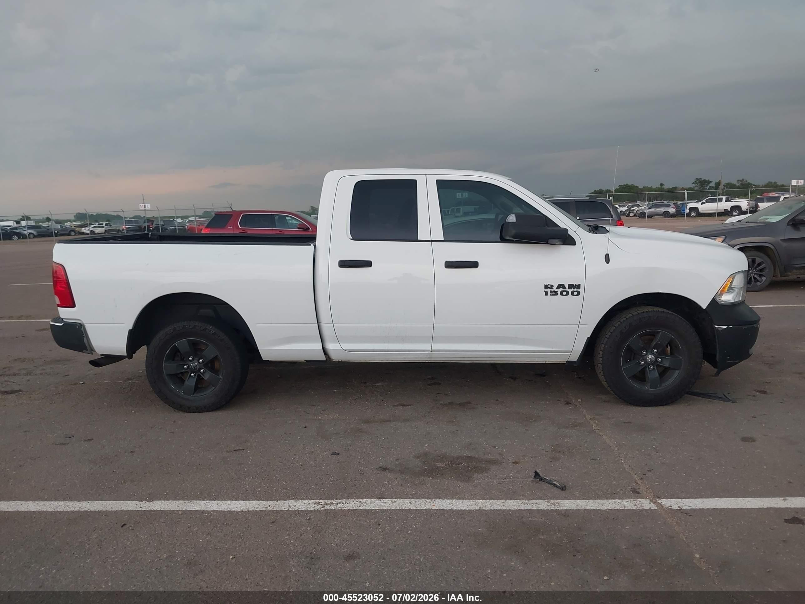 2015 Ram 1500 Tradesman White vin: 1C6RR7FG1FS763451