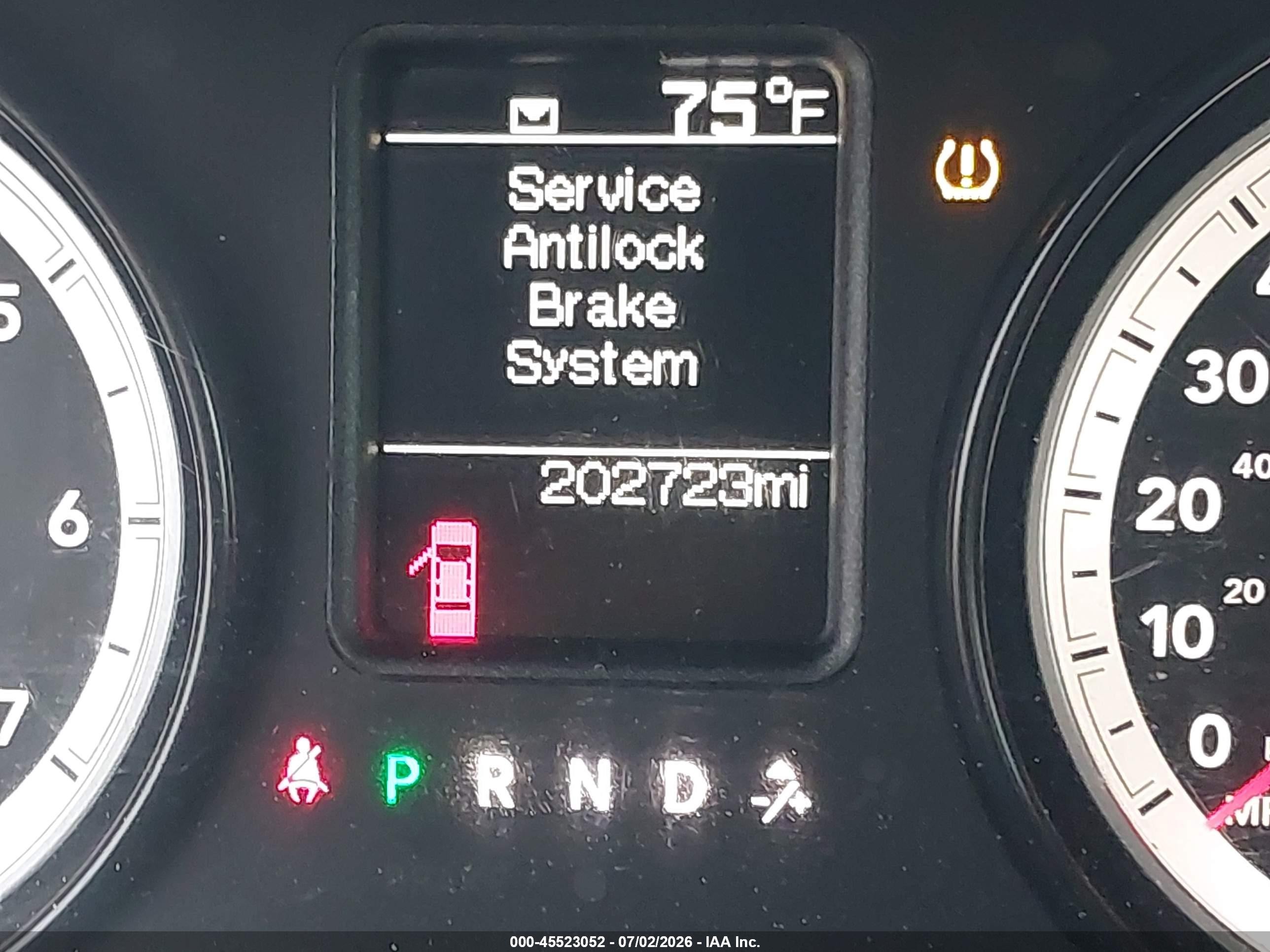 2015 Ram 1500 Tradesman White vin: 1C6RR7FG1FS763451