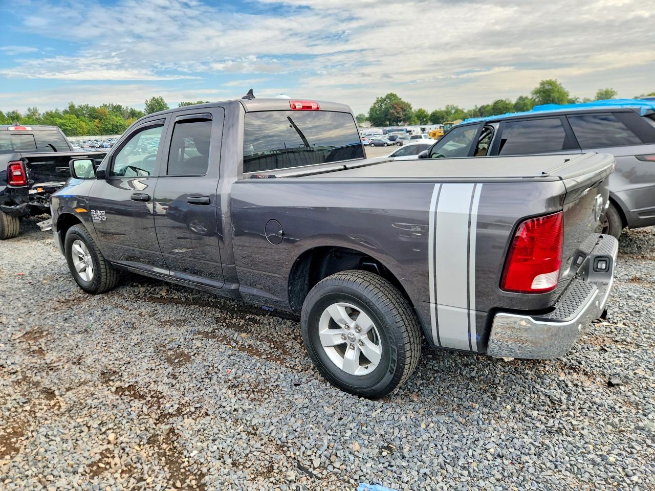 2023 Ram 1500 Classic Tradesman Серый vin: 1C6RR7FG1PS538075