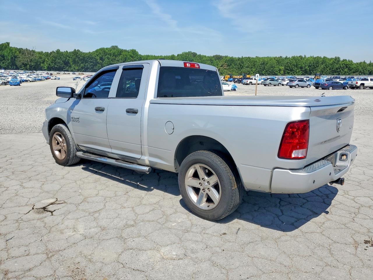 2016 Ram 1500 St Silver vin: 1C6RR7FG2GS365120