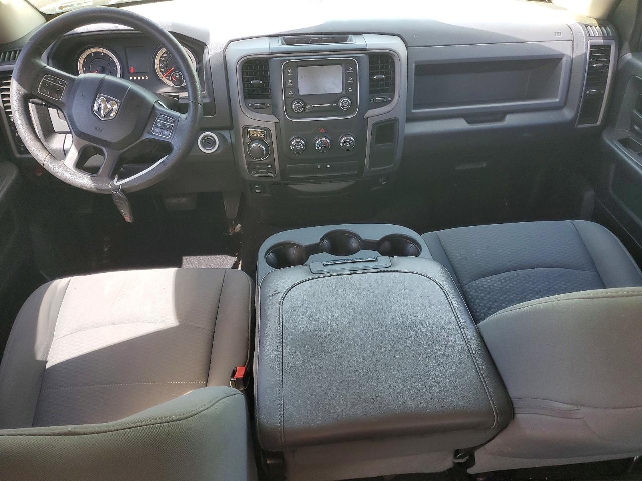 2016 Ram 1500 St Silver vin: 1C6RR7FG2GS365120