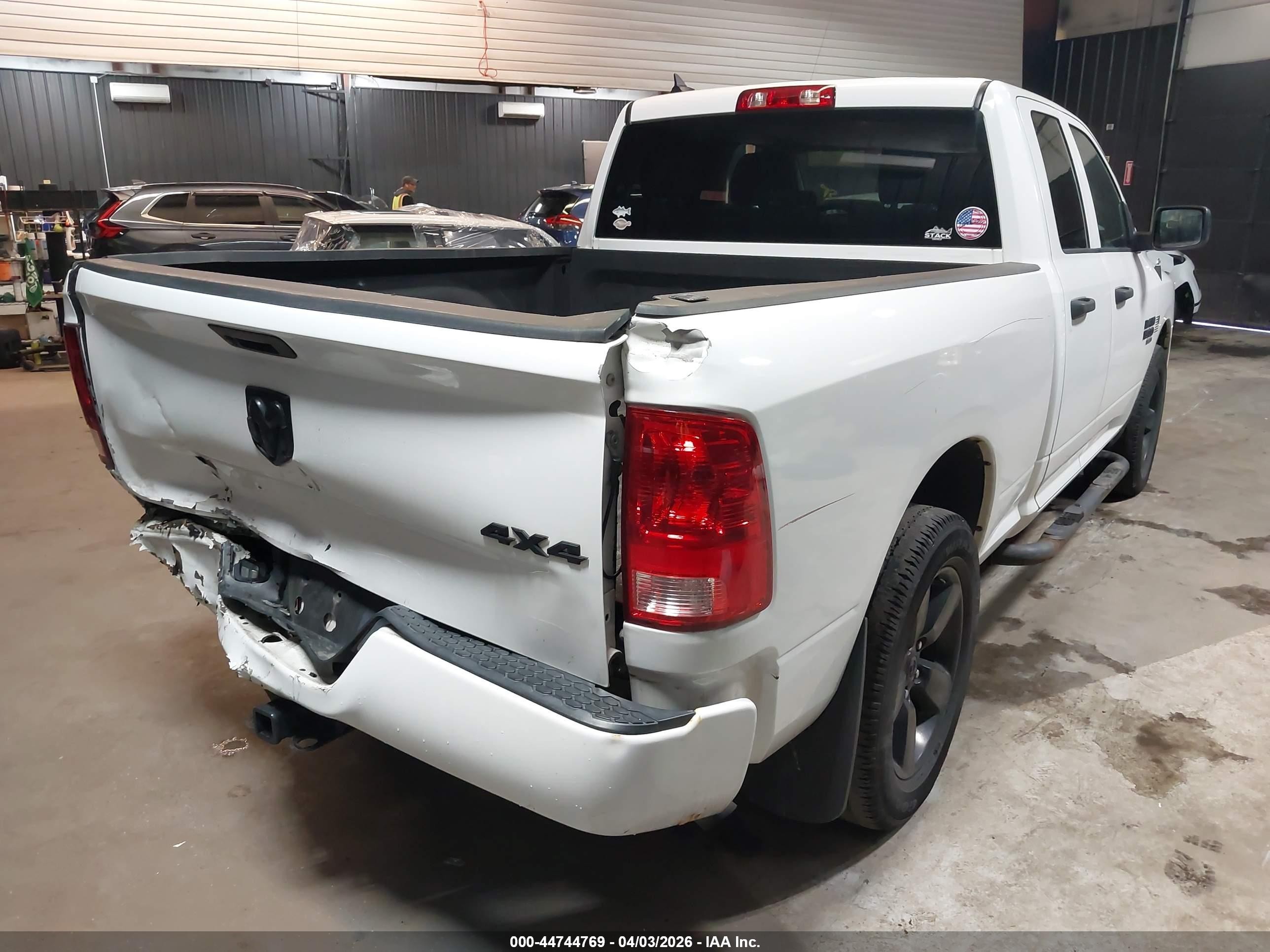 2019 Ram 1500 Classic Express  4x4 6'4 Box White vin: 1C6RR7FG2KS570798