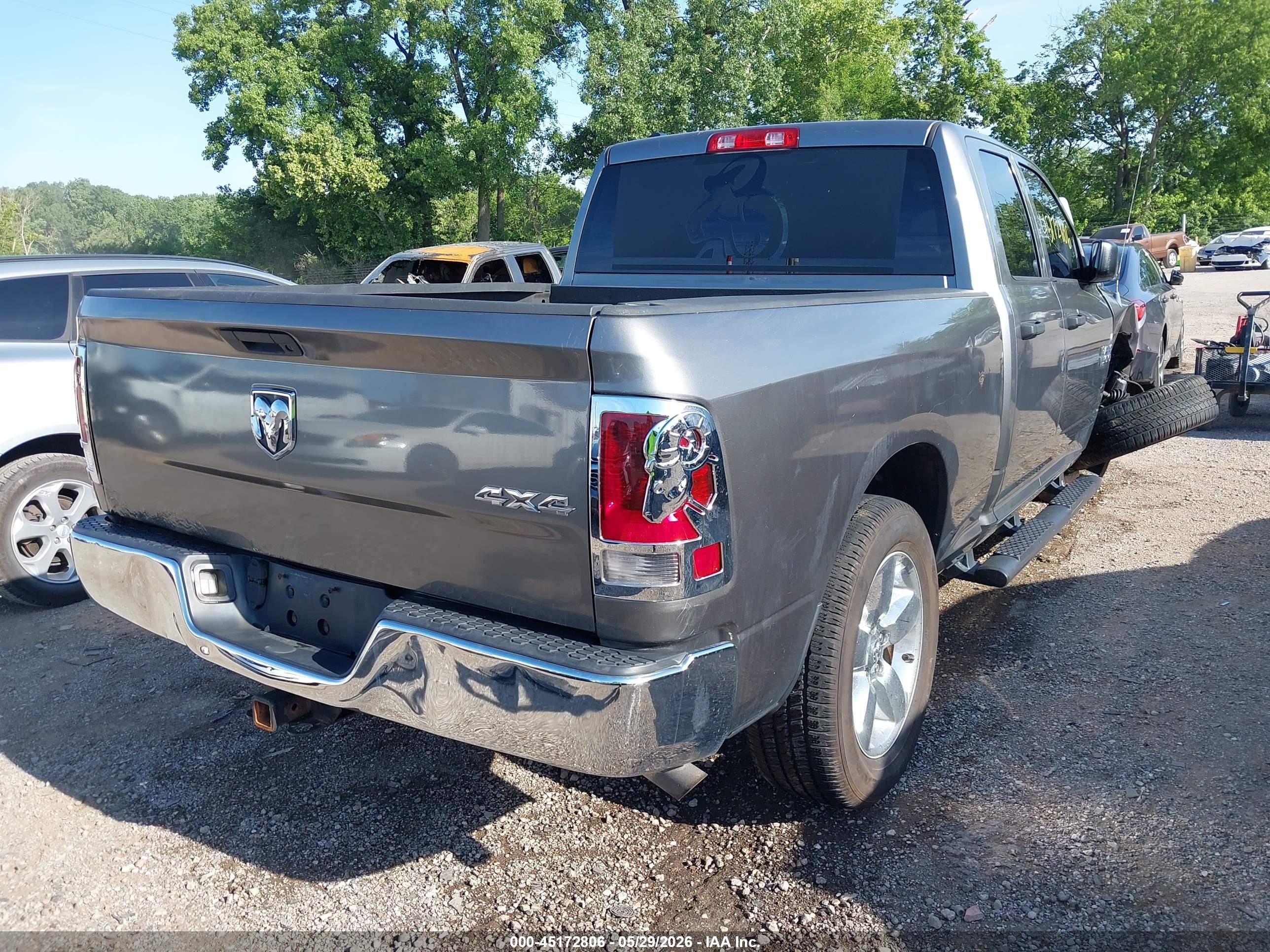 2013 Ram 1500 Tradesman Gray vin: 1C6RR7FG3DS647004