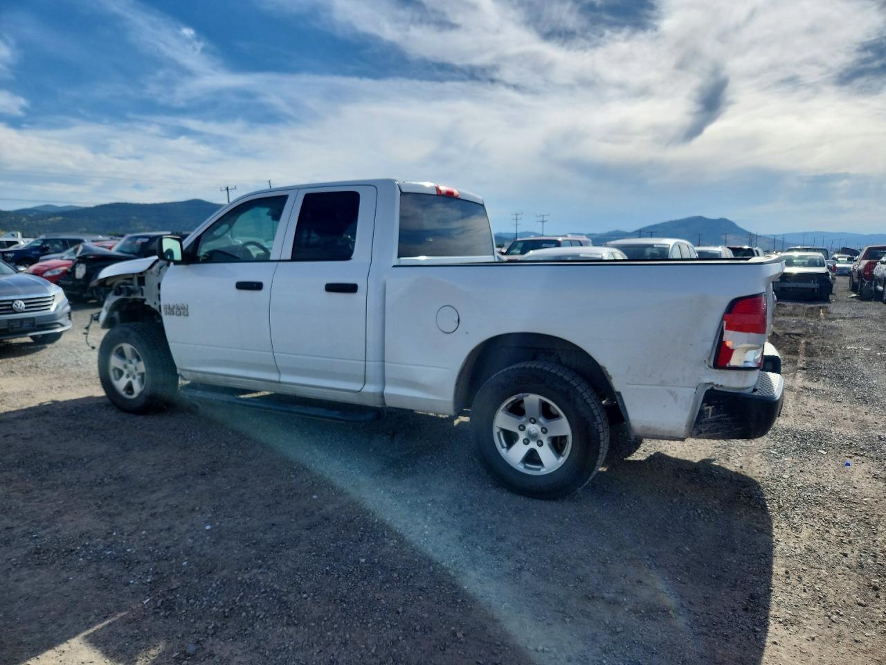 2015 Ram 1500 St White vin: 1C6RR7FG3FS789825