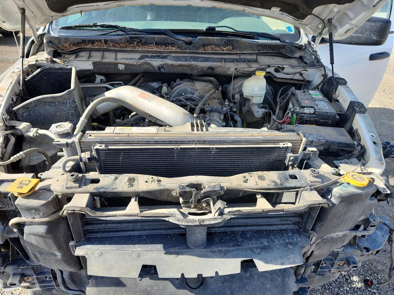 2015 Ram 1500 St White vin: 1C6RR7FG3FS789825