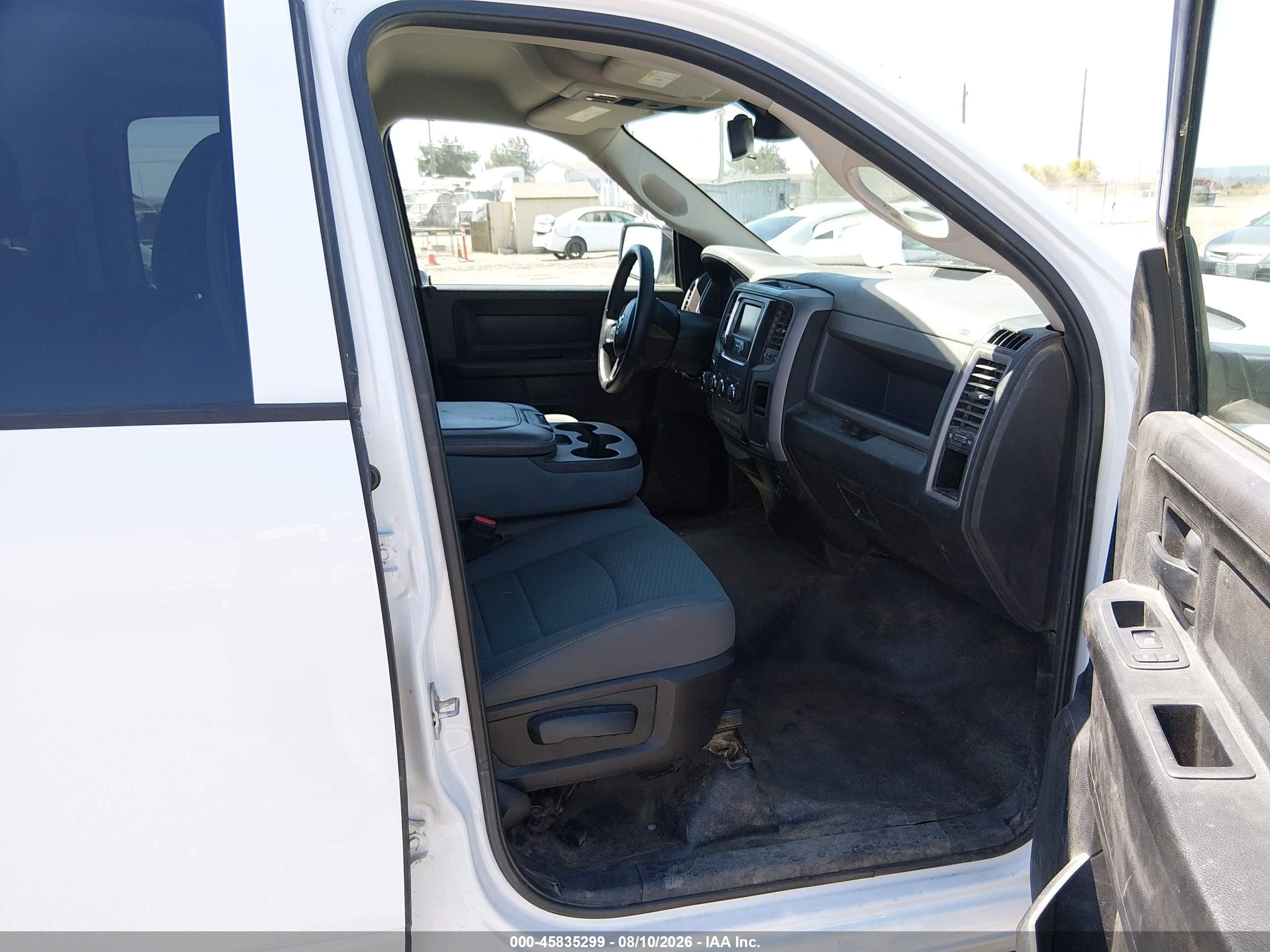 2016 Ram 1500 Tradesman White vin: 1C6RR7FG3GS396053