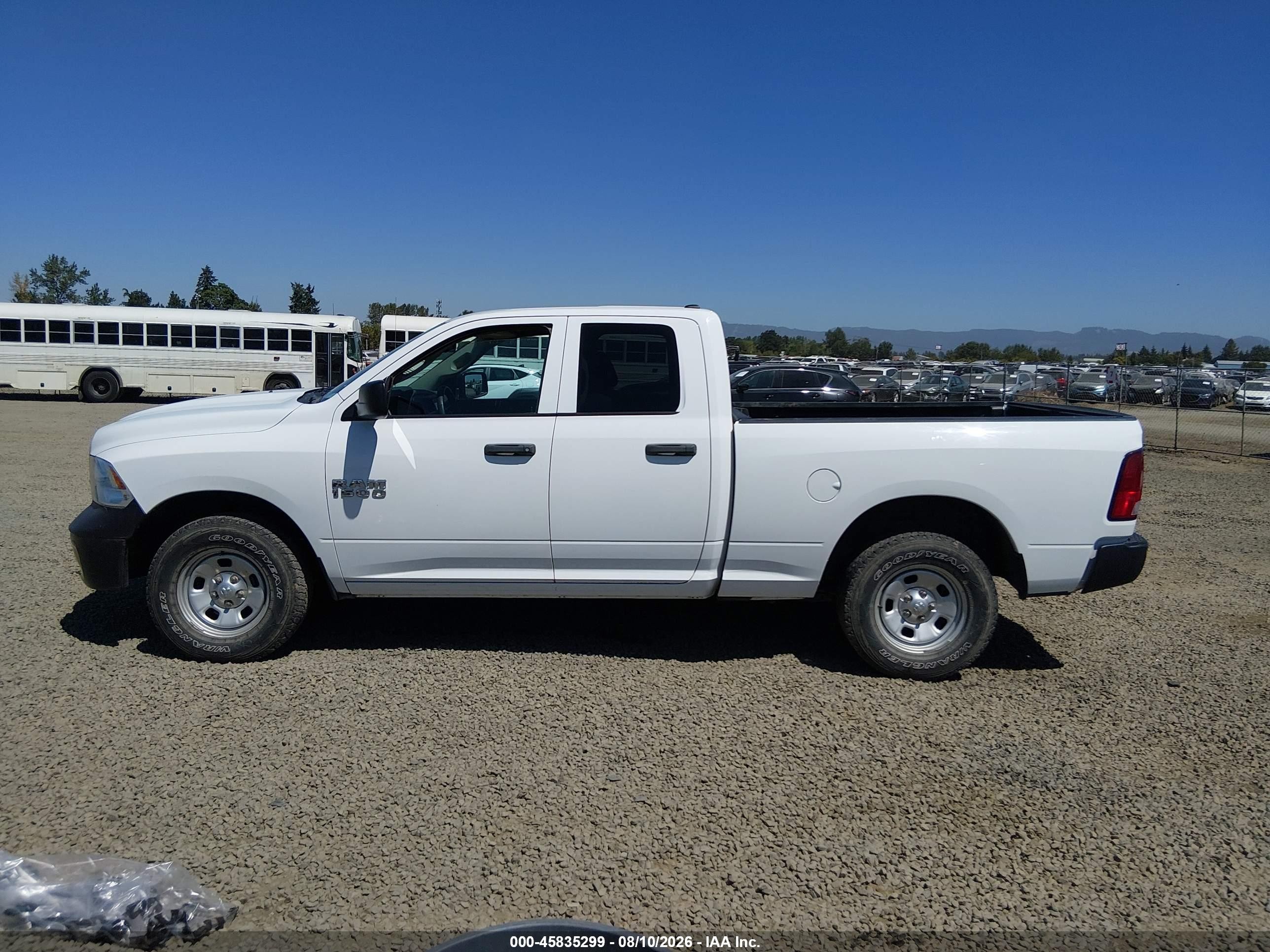 2016 Ram 1500 Tradesman White vin: 1C6RR7FG3GS396053