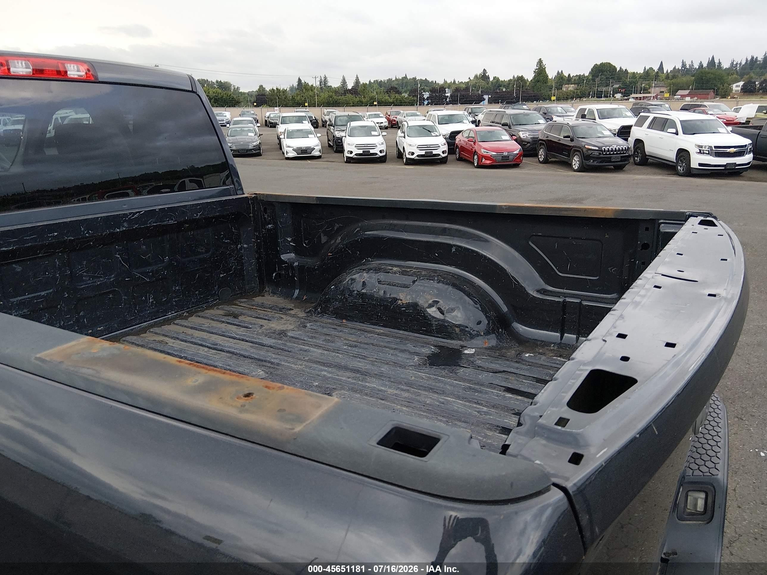2018 Ram 1500 Tradesman  4x4 6'4 Box Black vin: 1C6RR7FG3JS297255